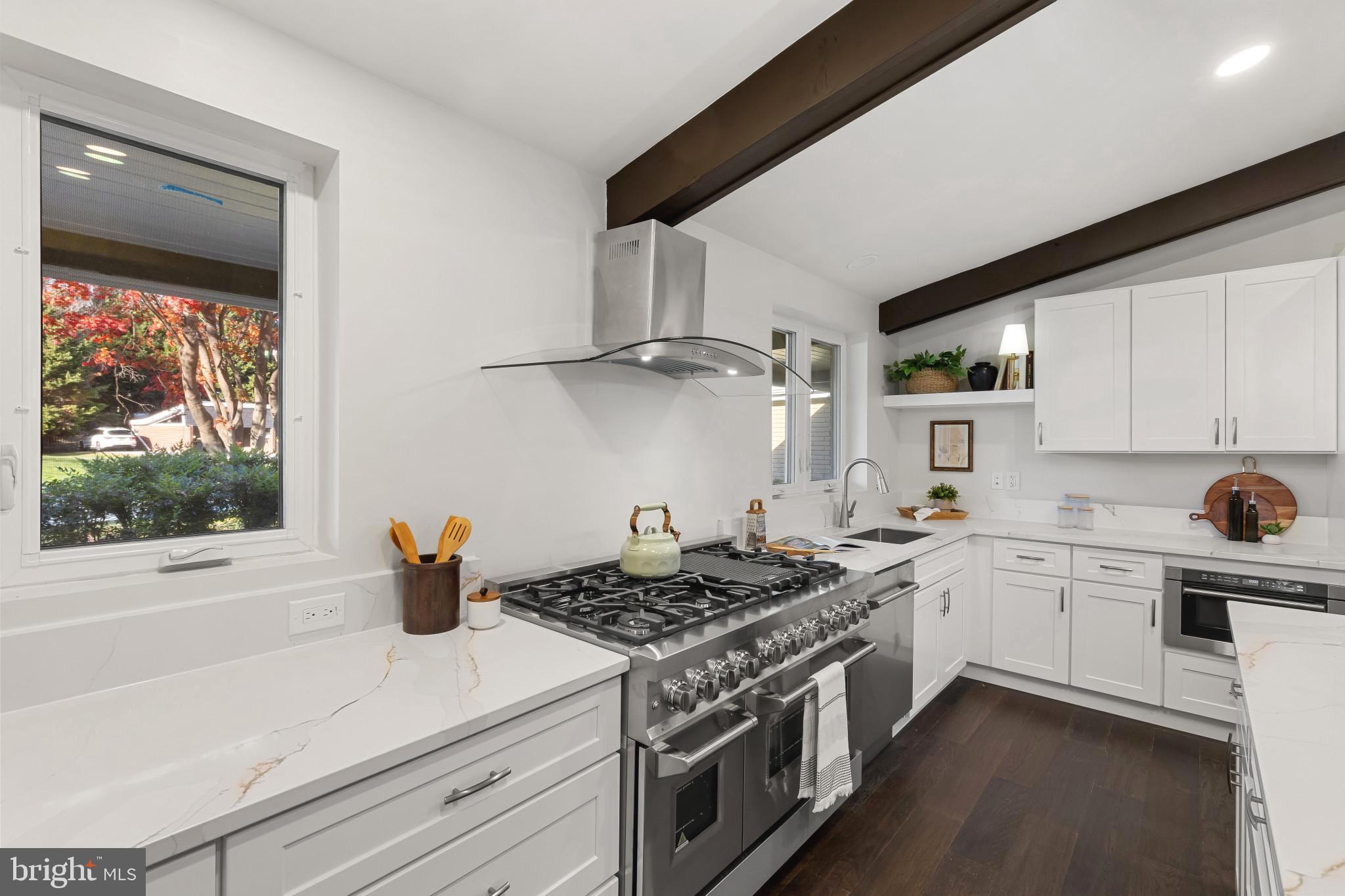 LONGMEADOW AT GARRISON - Residential