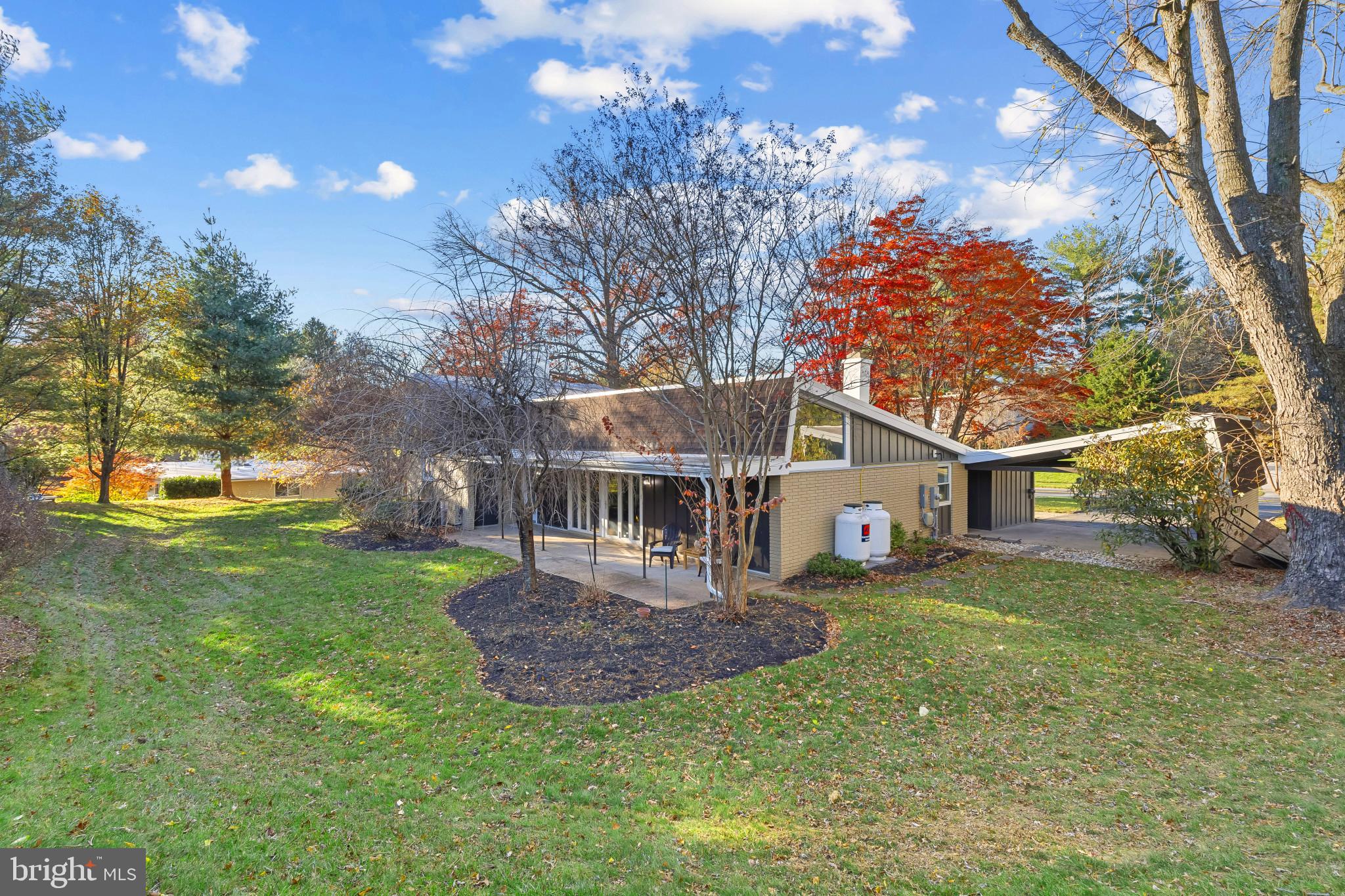 LONGMEADOW AT GARRISON - Residential