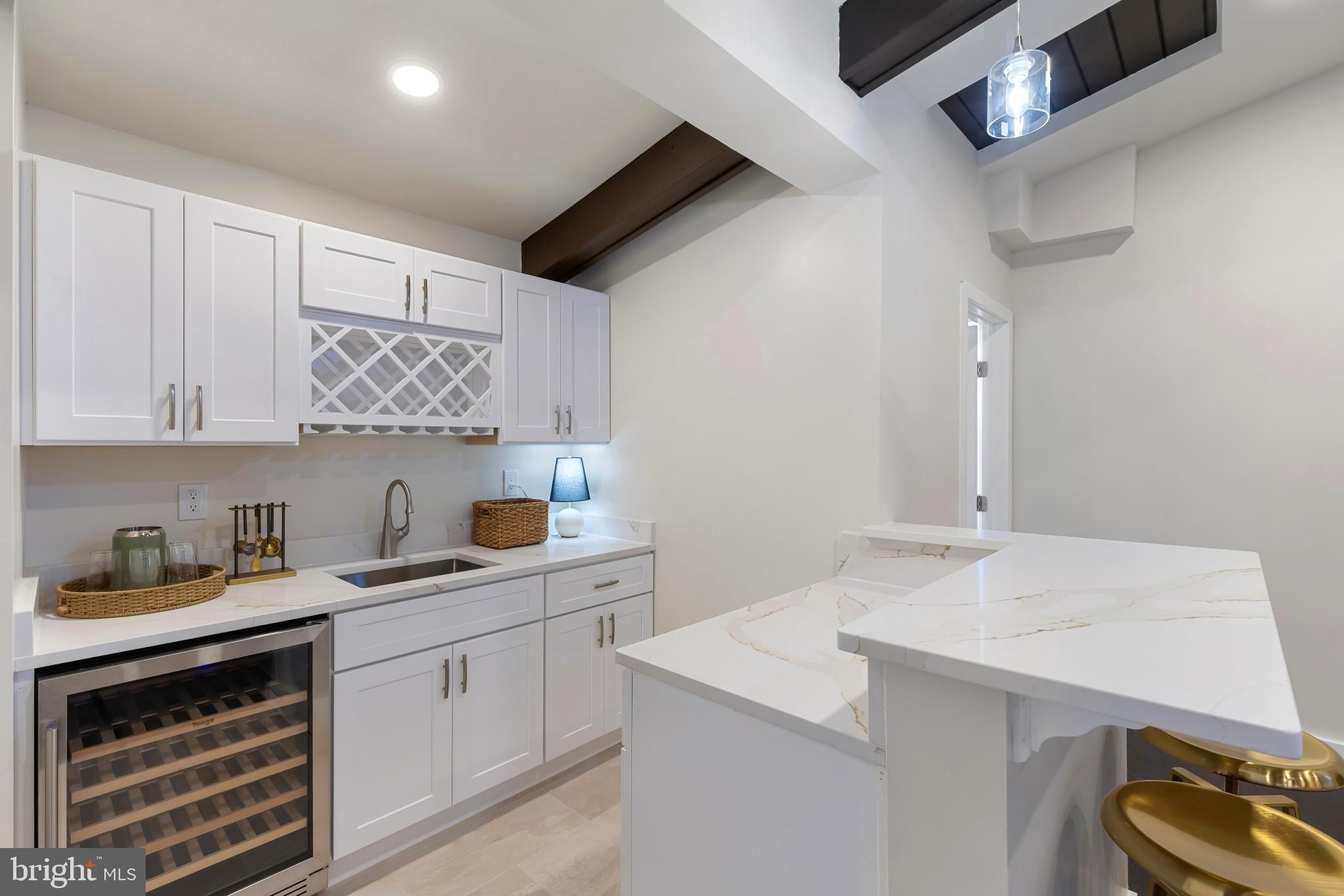 LONGMEADOW AT GARRISON - Residential