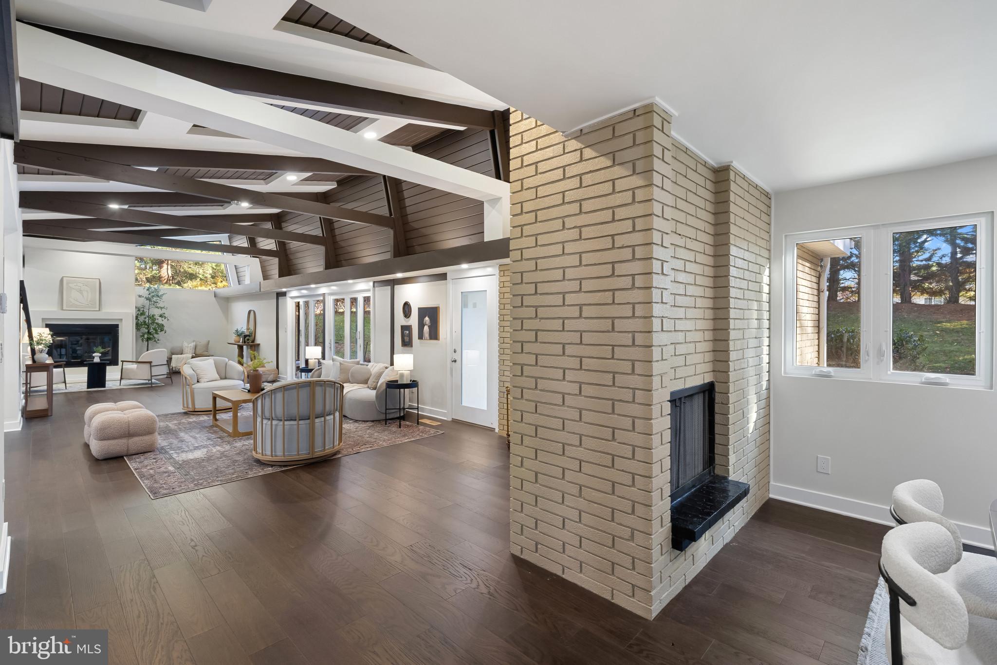 LONGMEADOW AT GARRISON - Residential