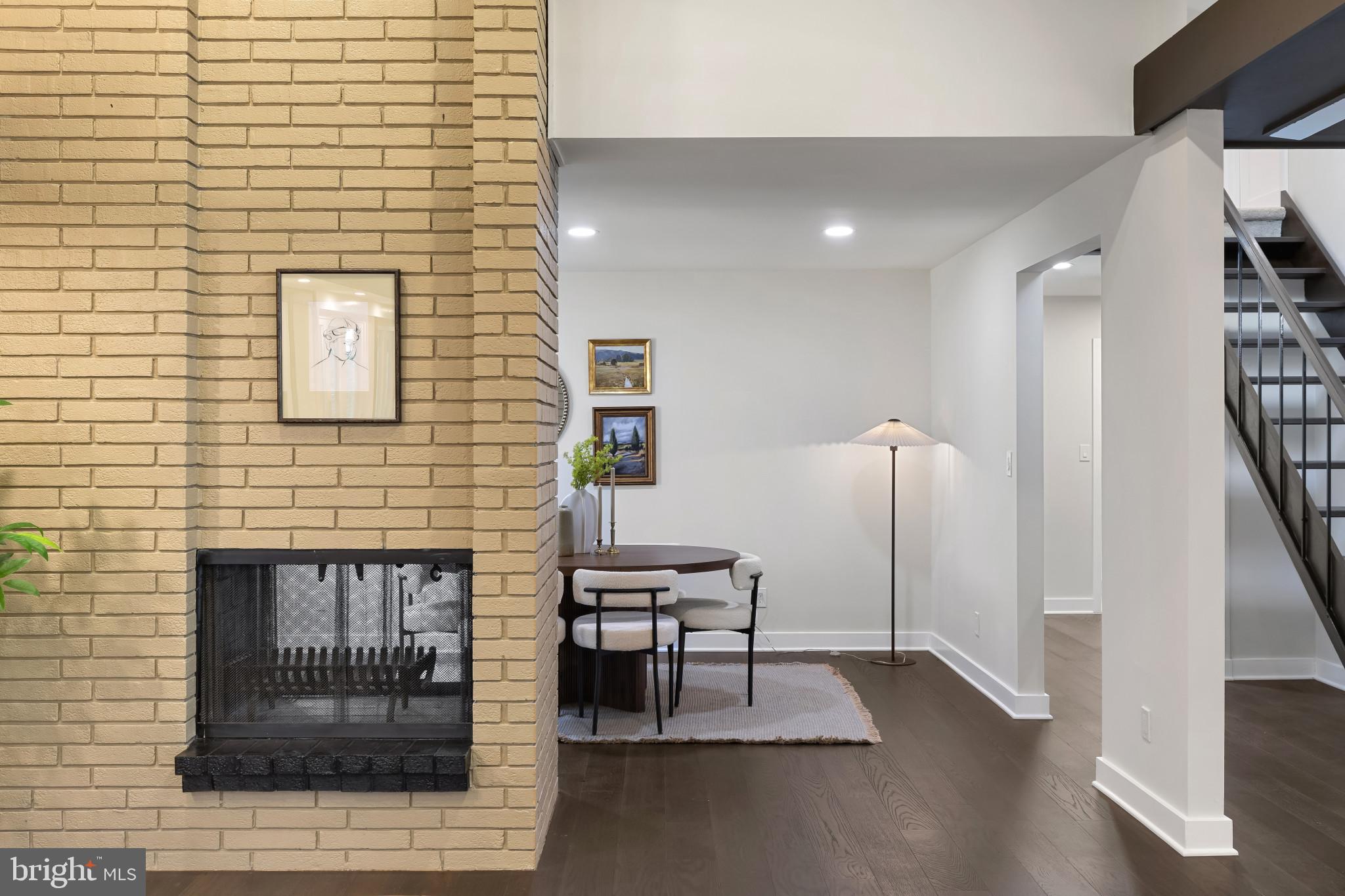 LONGMEADOW AT GARRISON - Residential