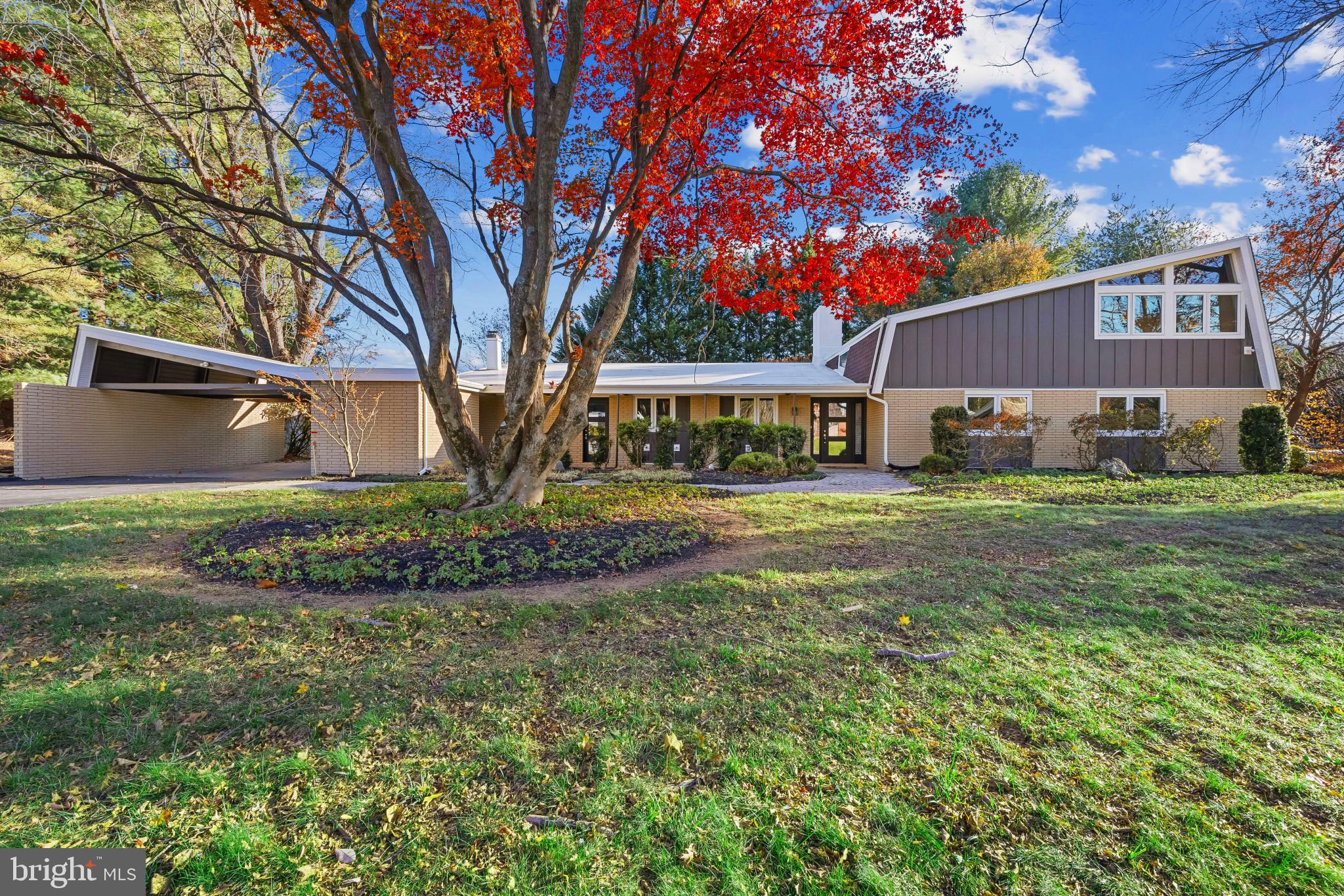 LONGMEADOW AT GARRISON - Residential