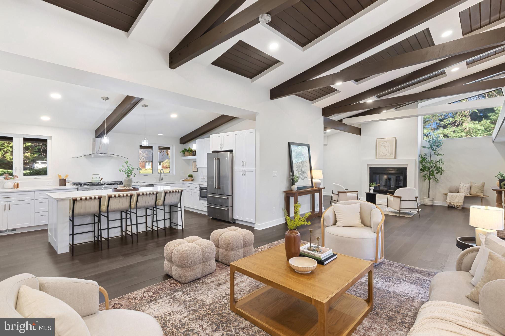 LONGMEADOW AT GARRISON - Residential