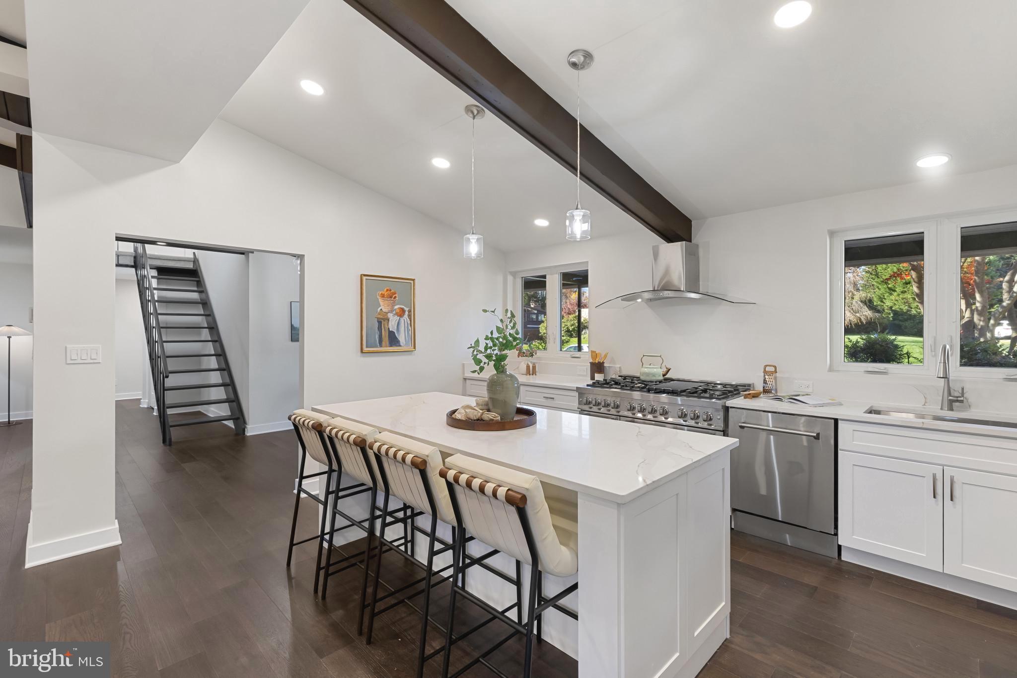 LONGMEADOW AT GARRISON - Residential