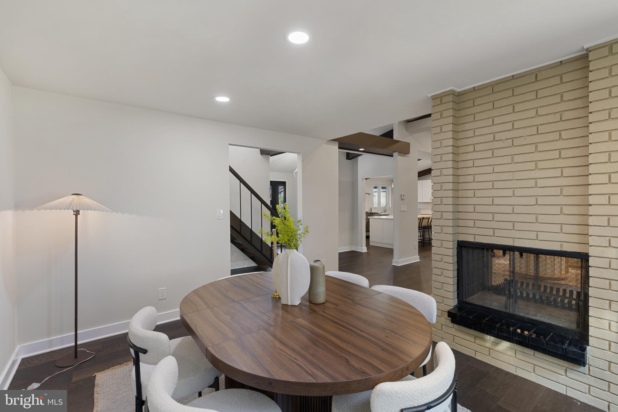 LONGMEADOW AT GARRISON - Residential