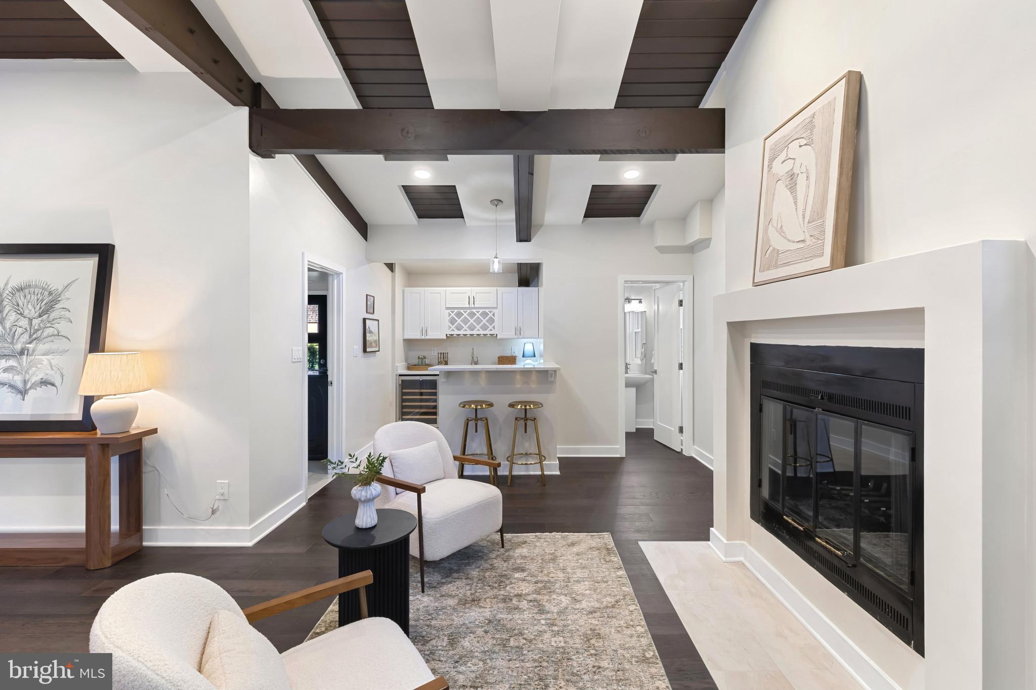 LONGMEADOW AT GARRISON - Residential