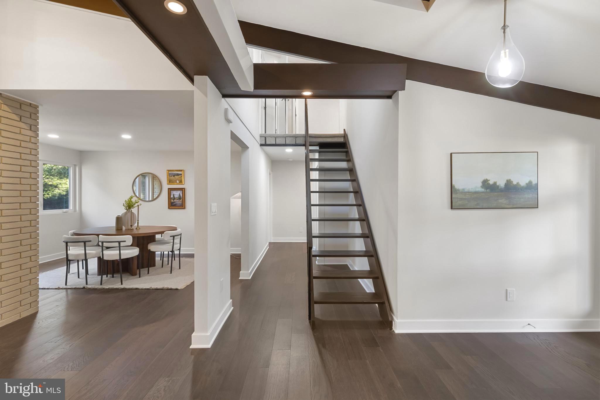 LONGMEADOW AT GARRISON - Residential