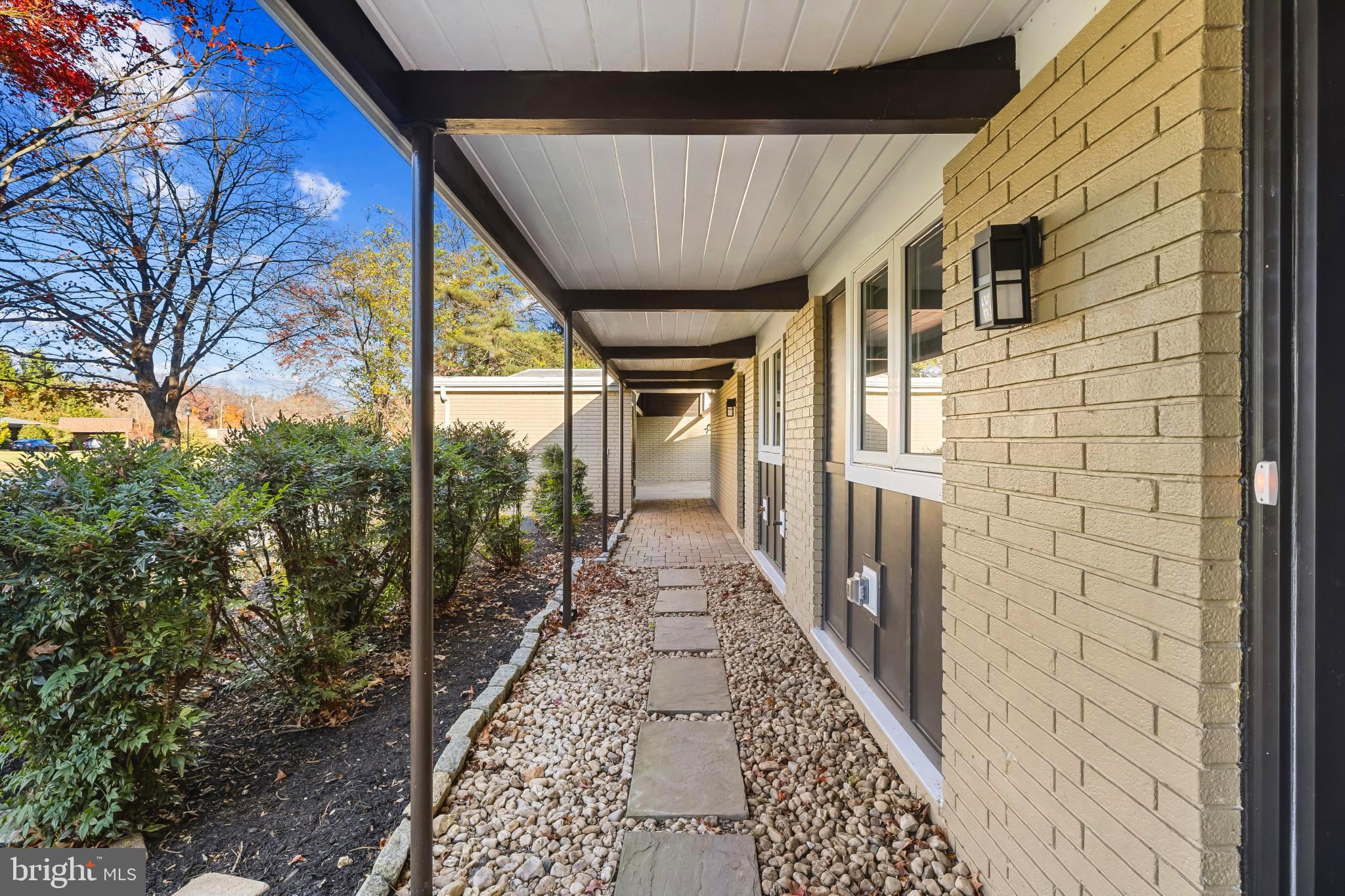 LONGMEADOW AT GARRISON - Residential