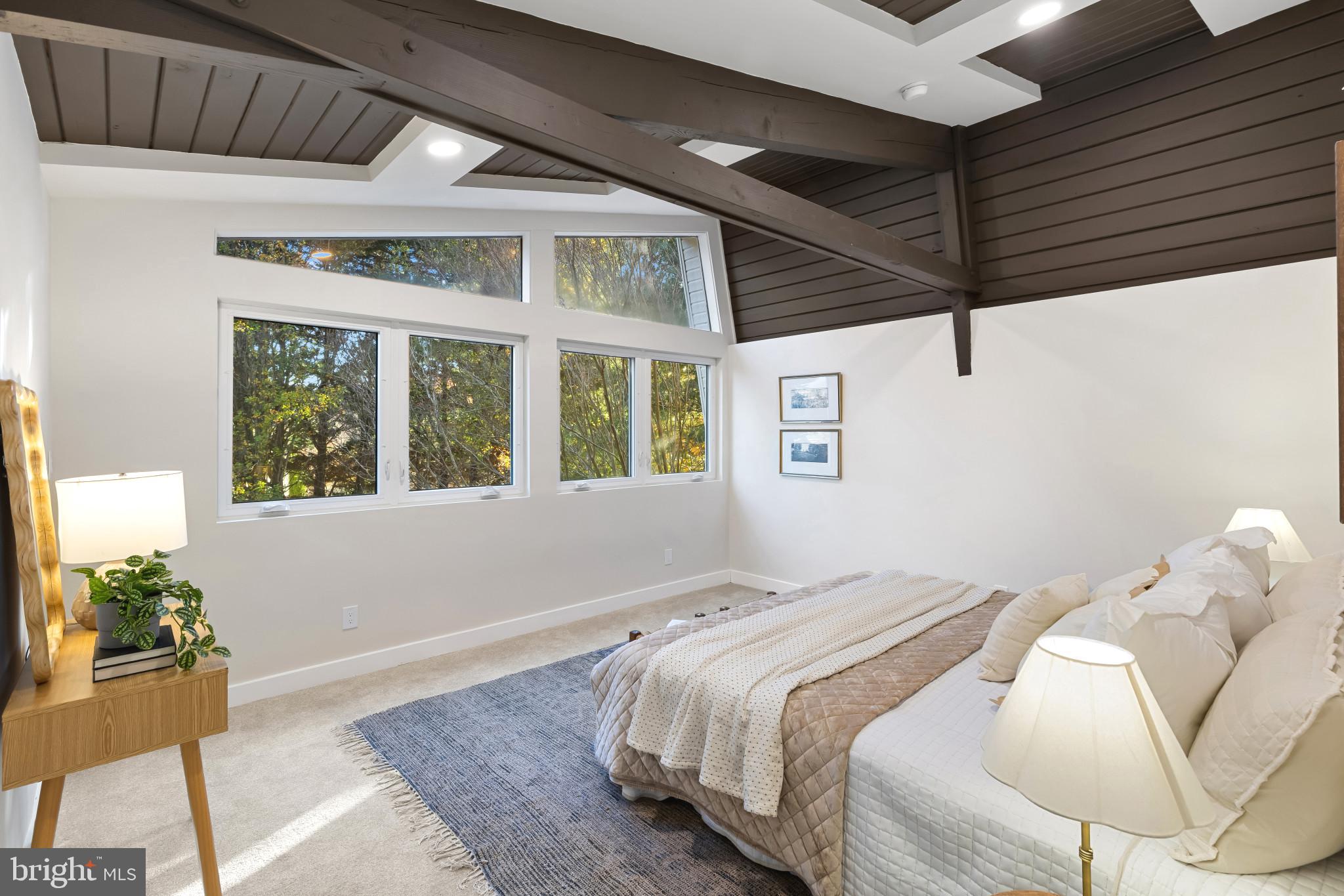 LONGMEADOW AT GARRISON - Residential