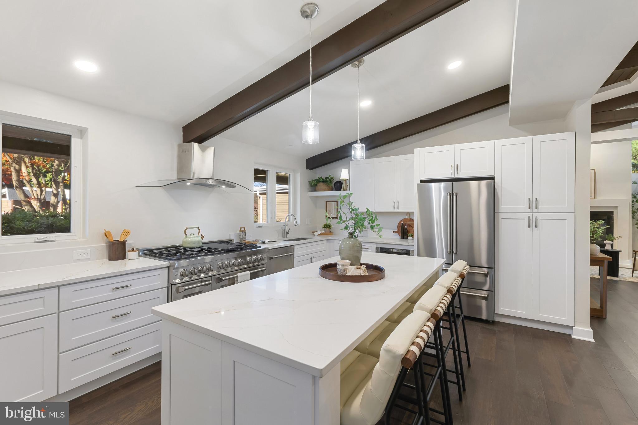 LONGMEADOW AT GARRISON - Residential