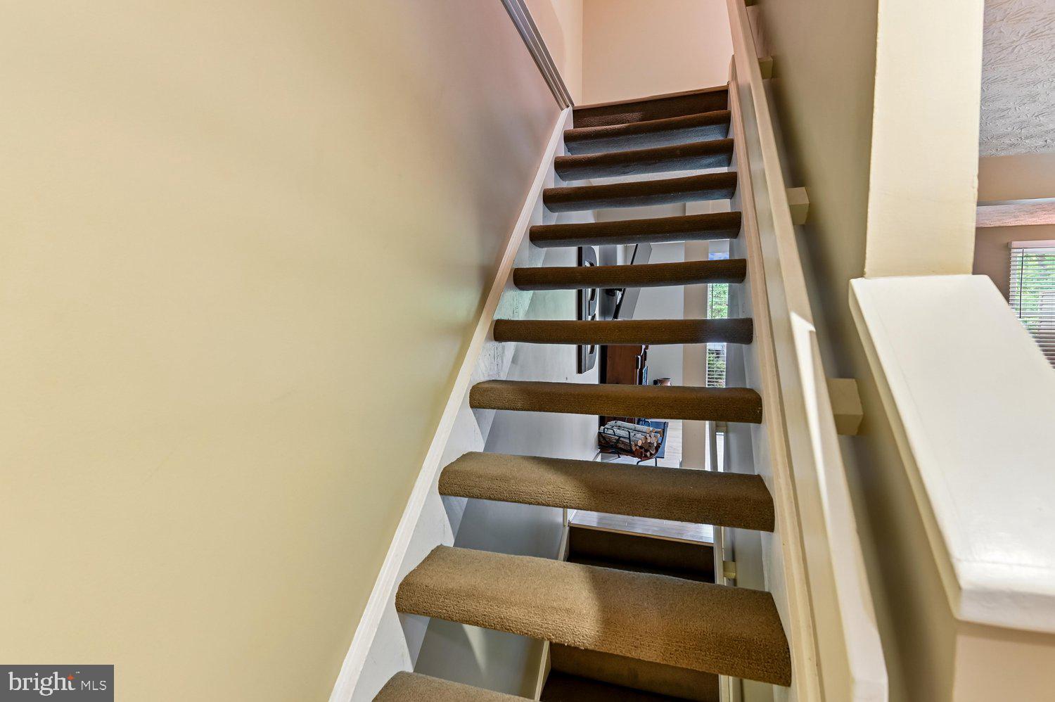 OAKMONT - Residential