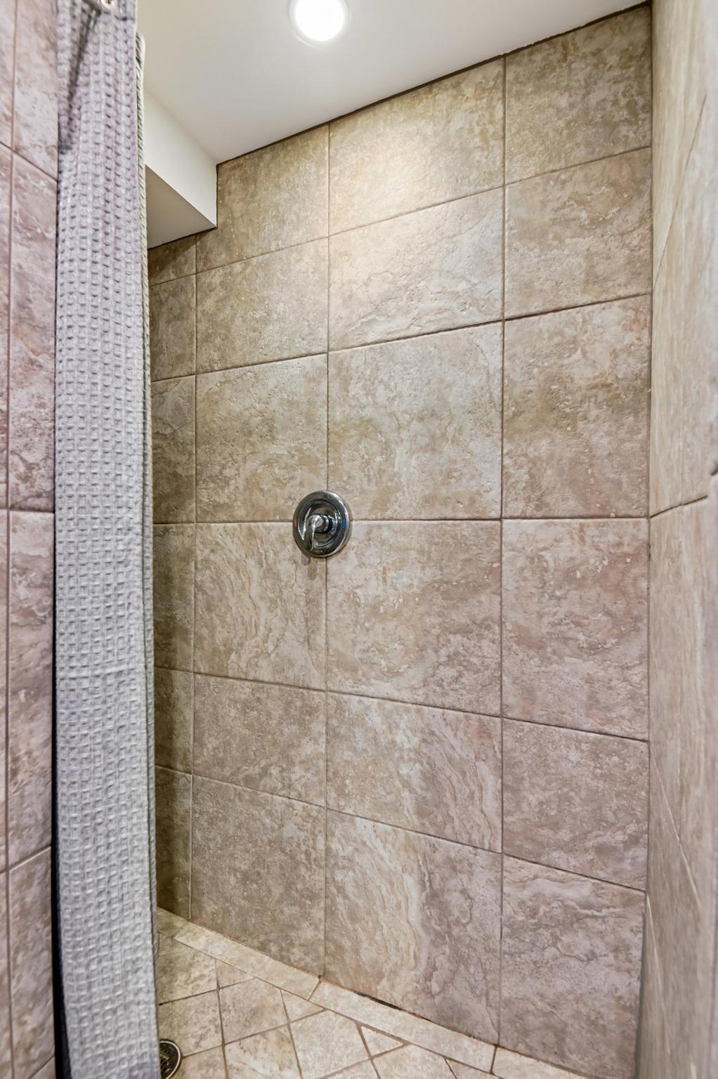 OAKMONT - Residential