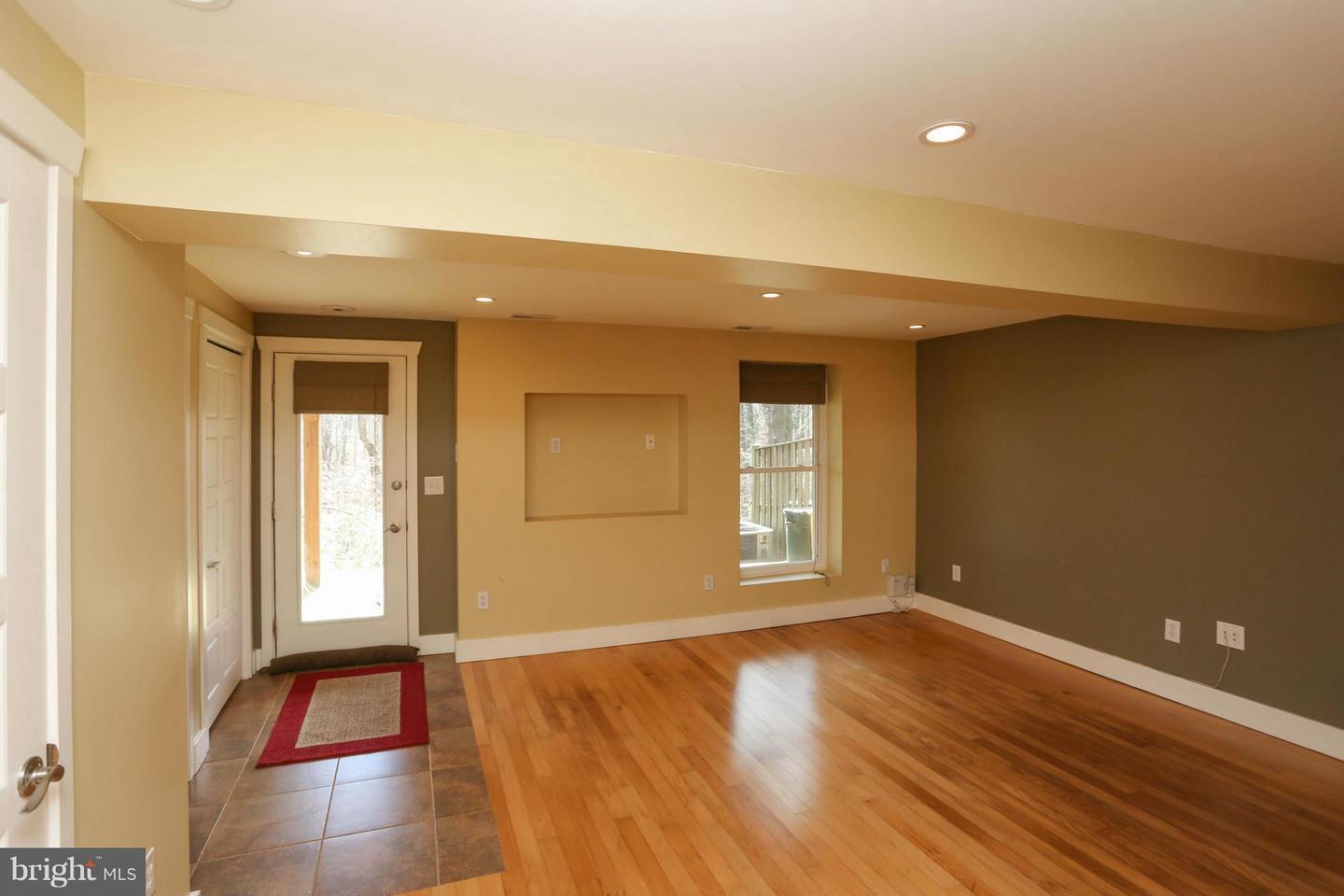 OAKMONT - Residential