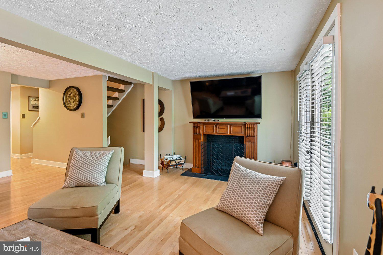 OAKMONT - Residential