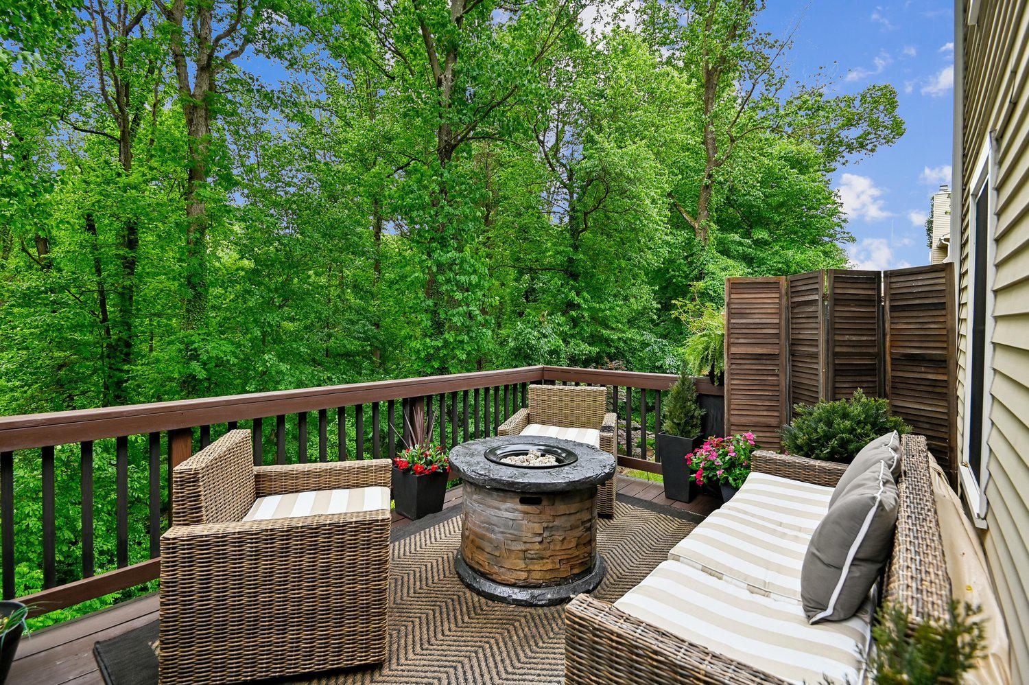 OAKMONT - Residential