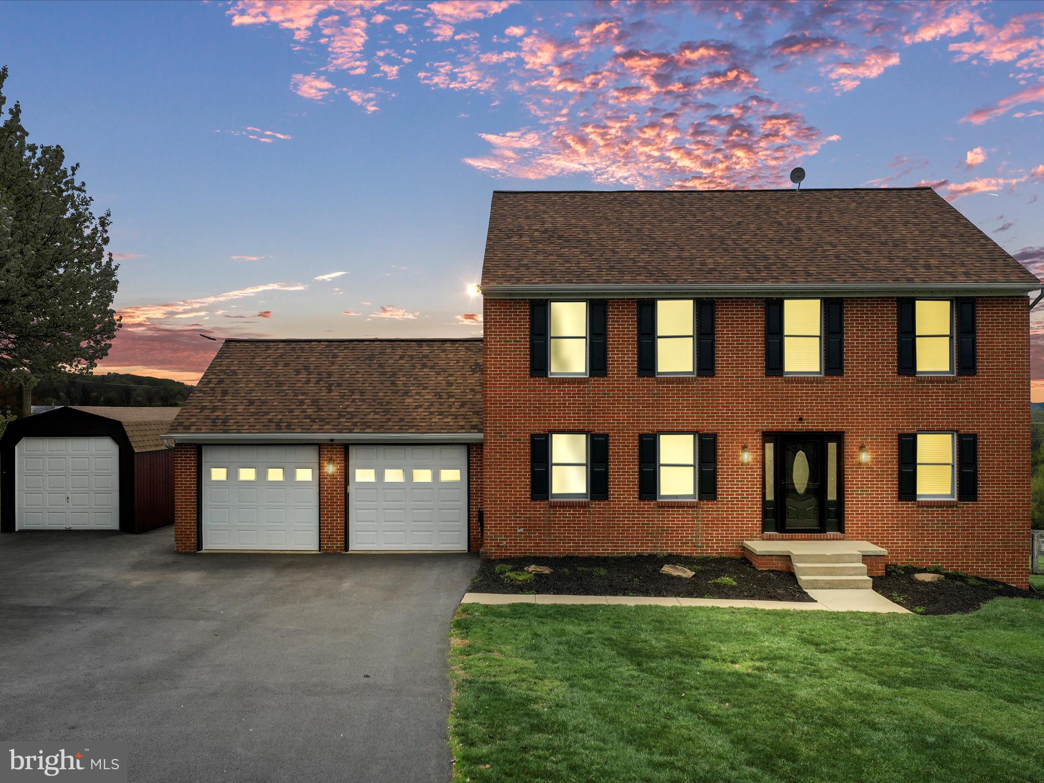 PROMISE LAND - Residential