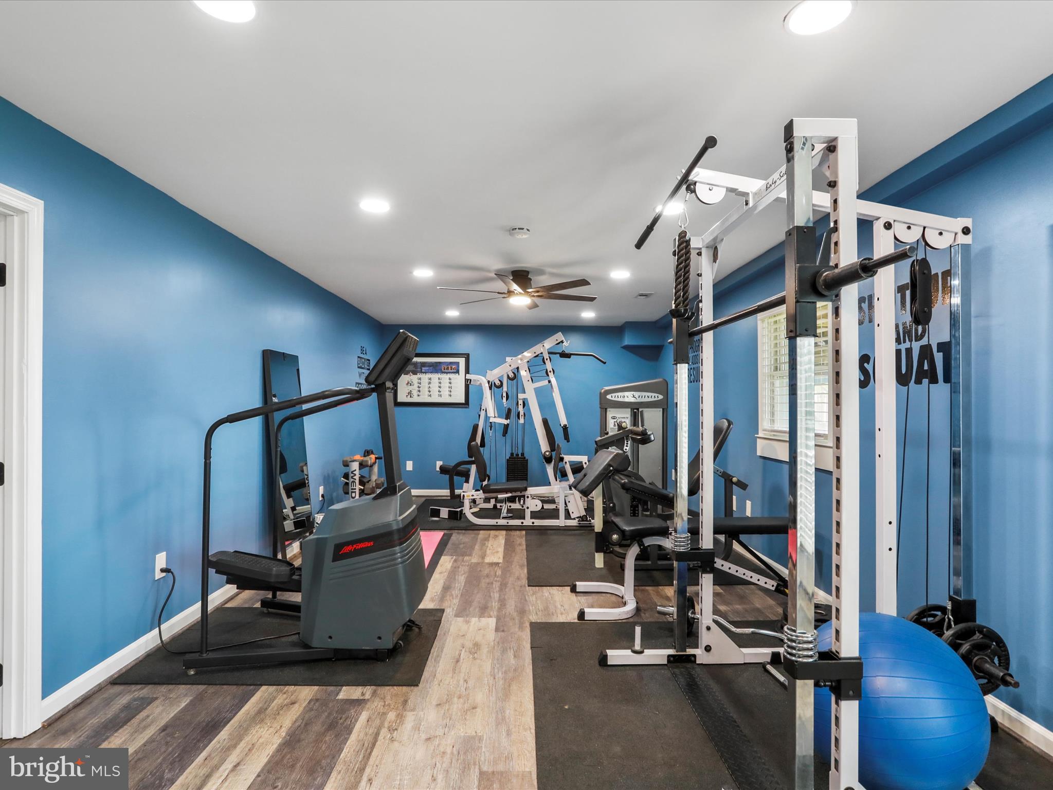 PROMISE LAND - Residential