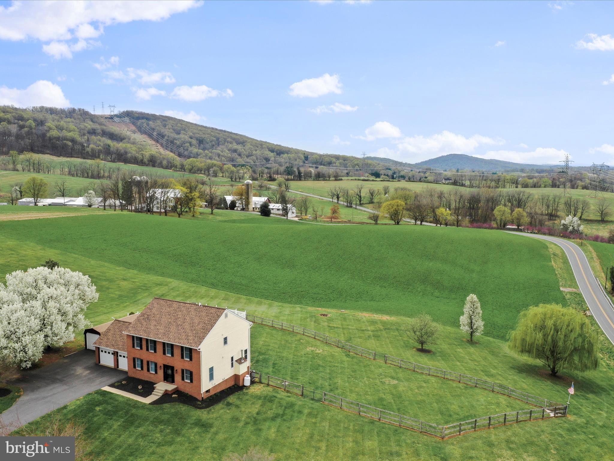 PROMISE LAND - Residential