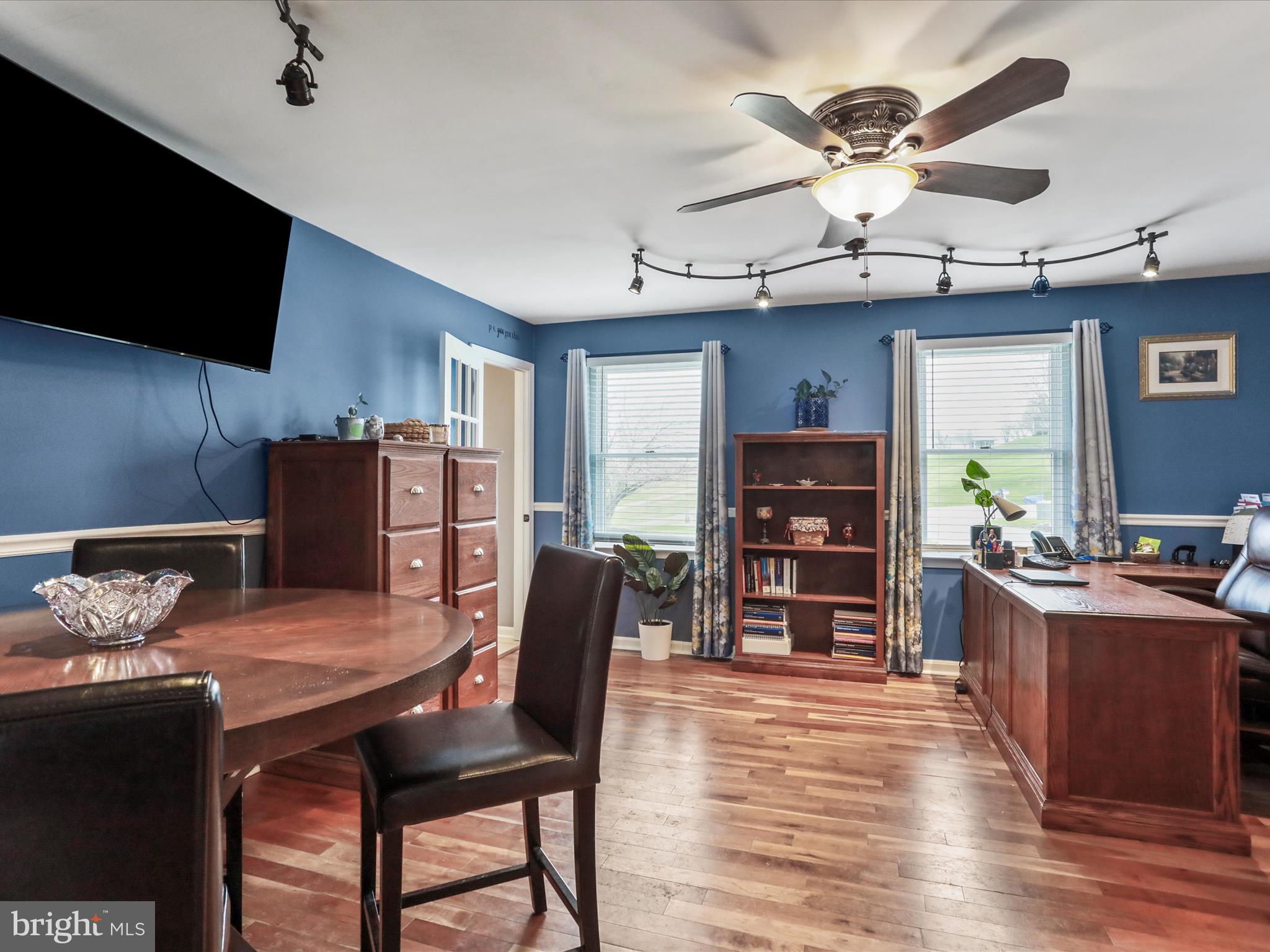 PROMISE LAND - Residential