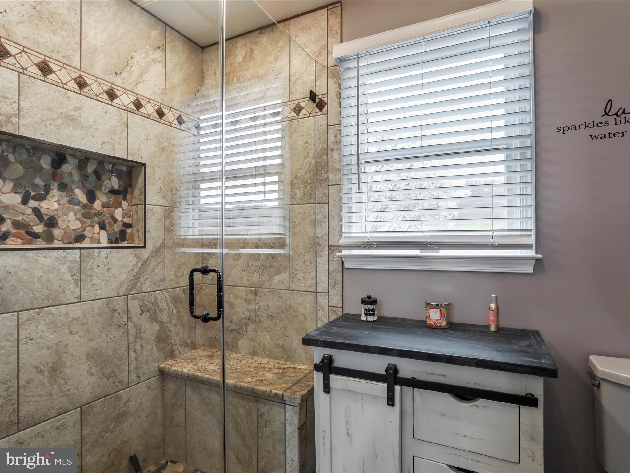 PROMISE LAND - Residential