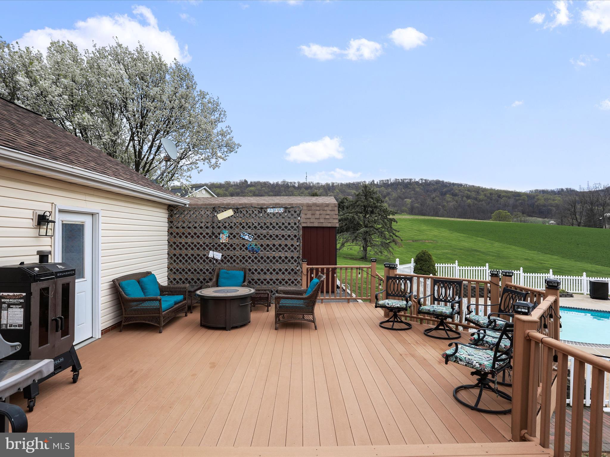 PROMISE LAND - Residential