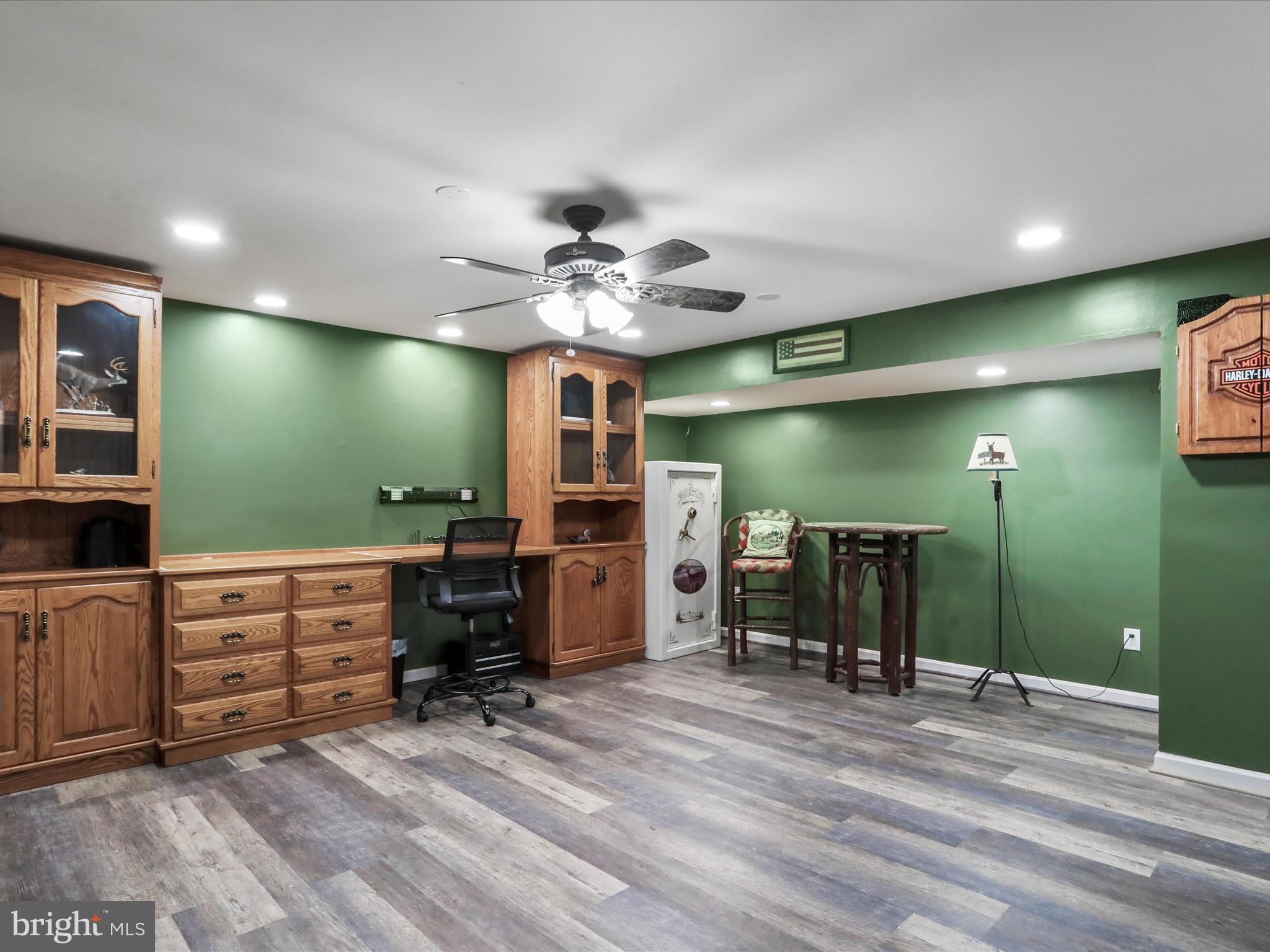 PROMISE LAND - Residential