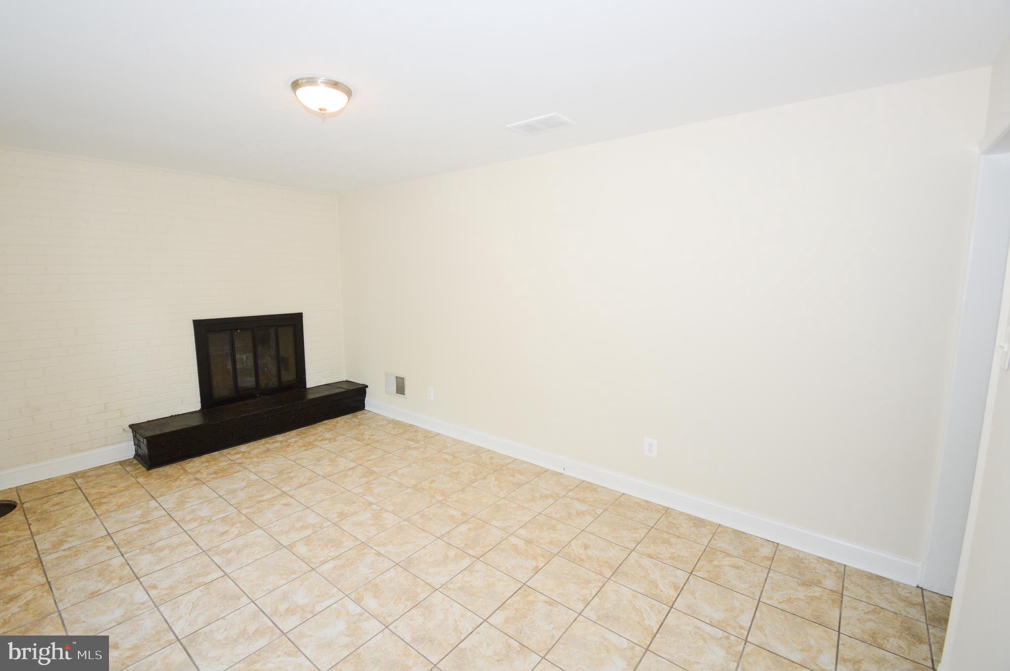 MT VERNON TERRACE - Residential Lease