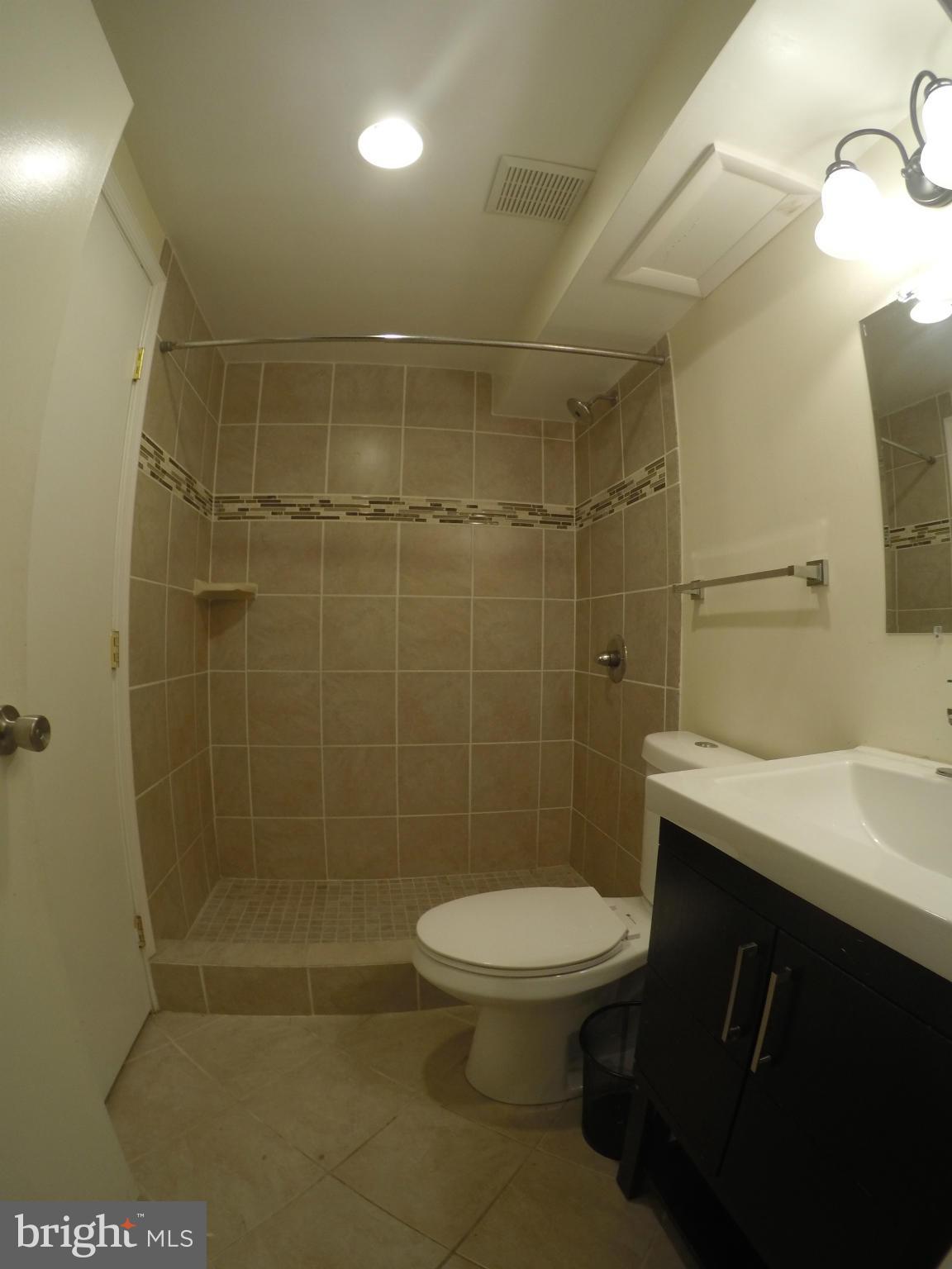 VILLAGE OF OWEN BROWN - Residential Lease