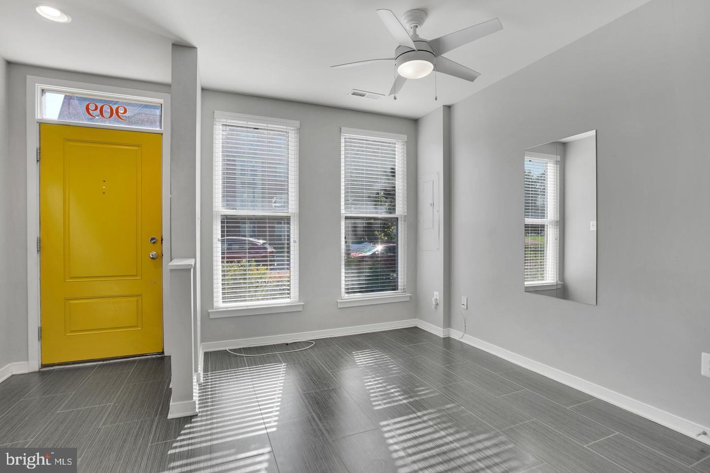 CAPITOL QUARTER - Residential Lease