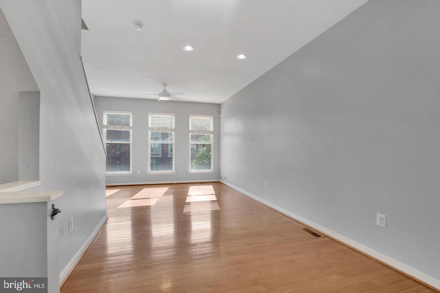 CAPITOL QUARTER - Residential Lease