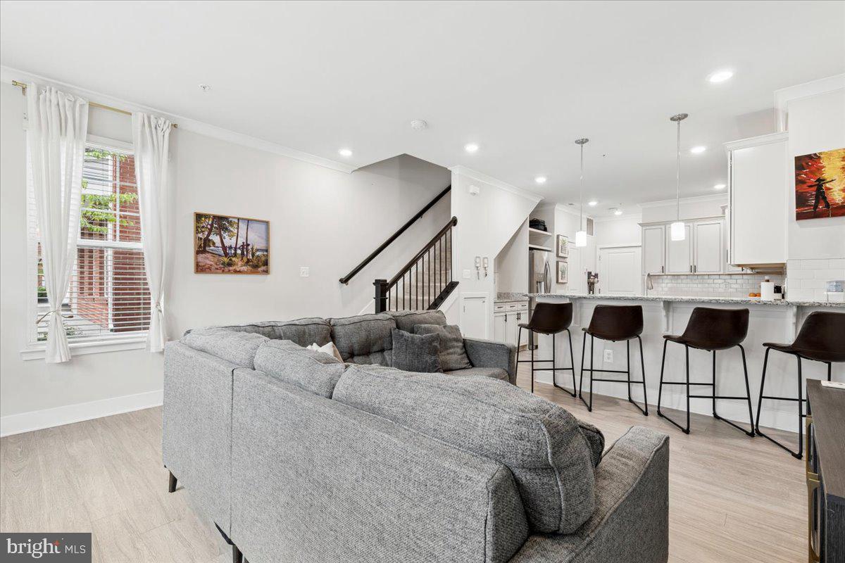 7948 POTTER PLACE 948-B