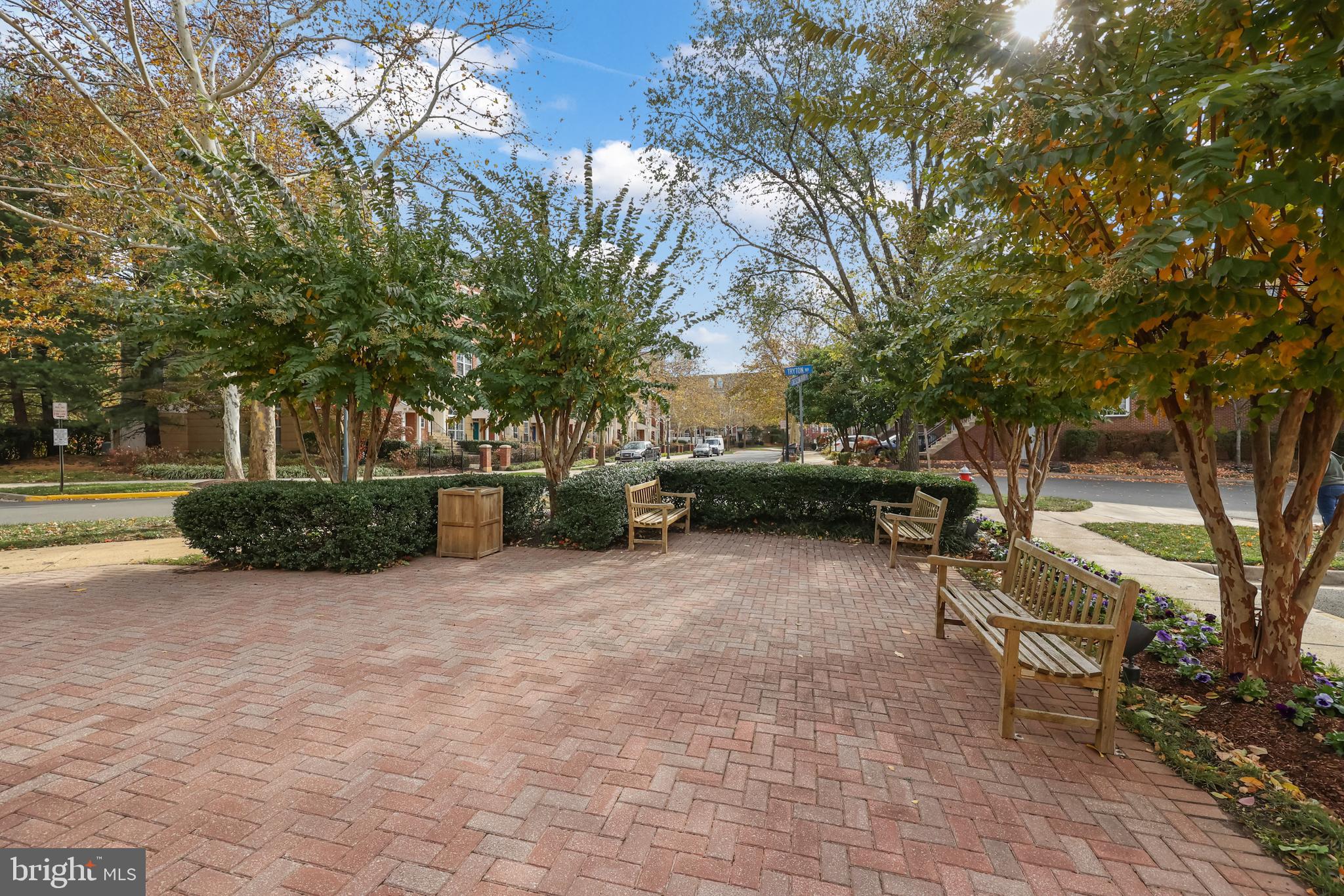 LINCOLN PARK - Residential