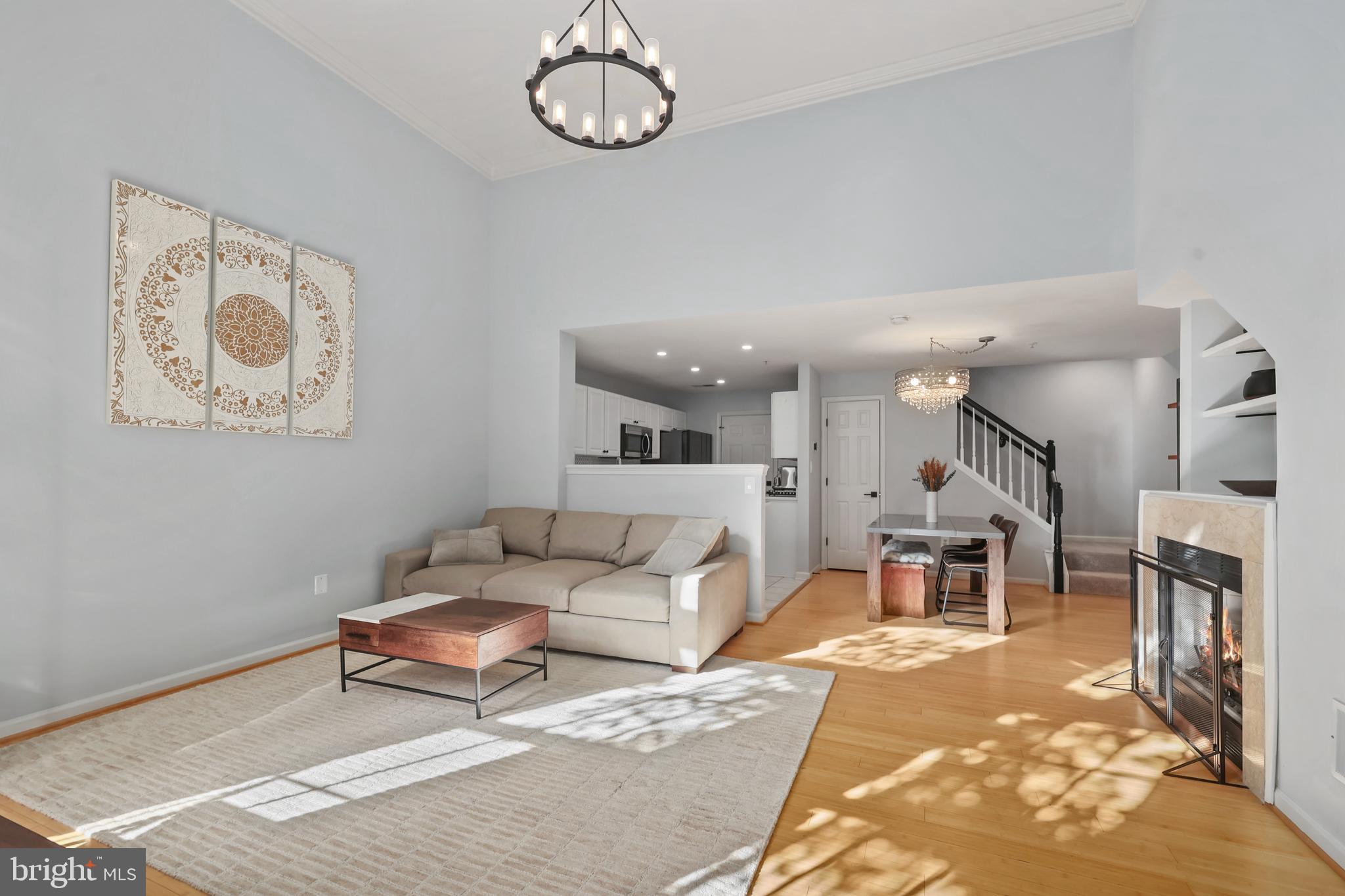 LINCOLN PARK - Residential