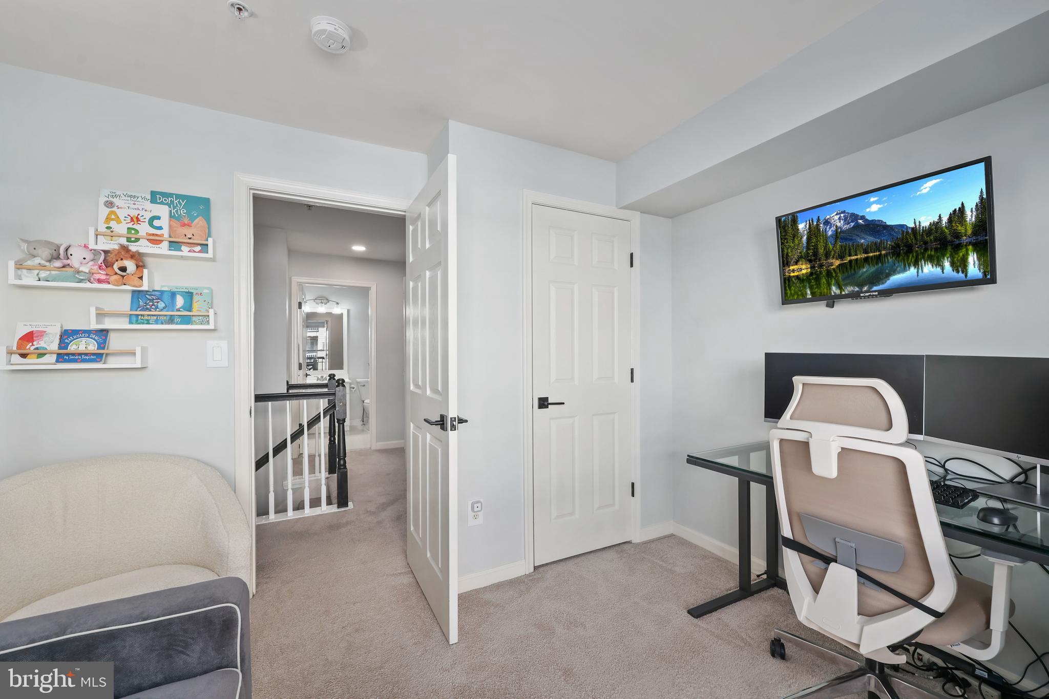 LINCOLN PARK - Residential