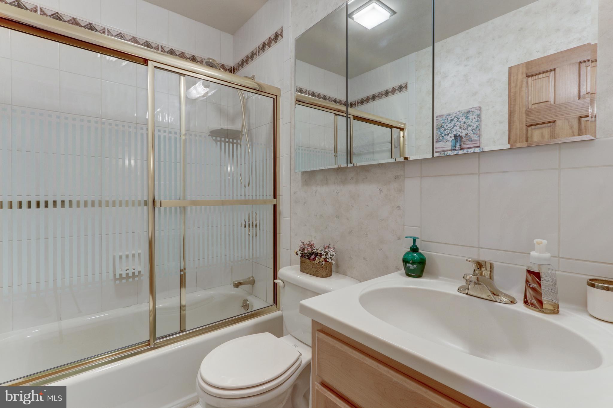 SOMERTON - Residential