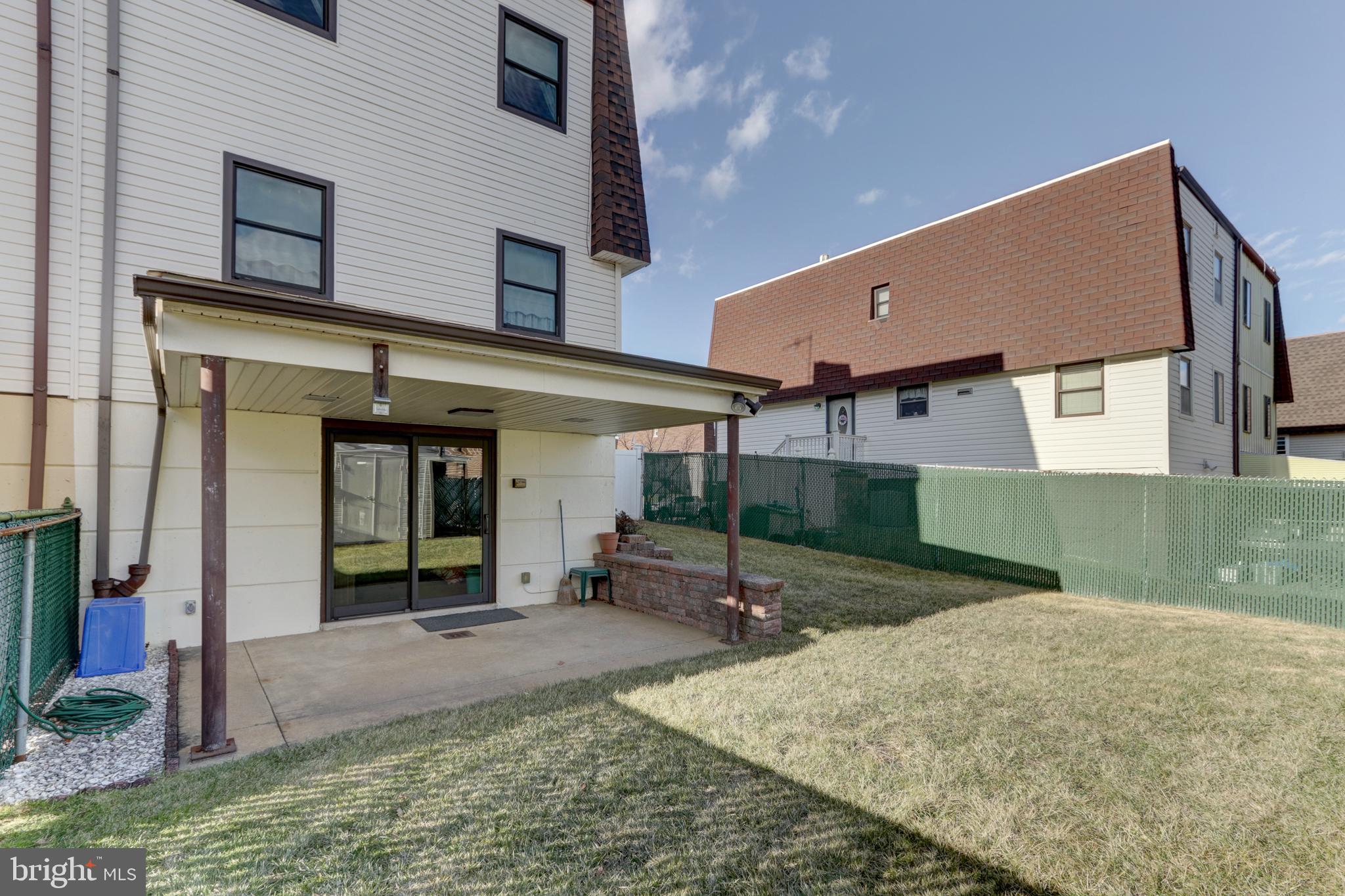 SOMERTON - Residential