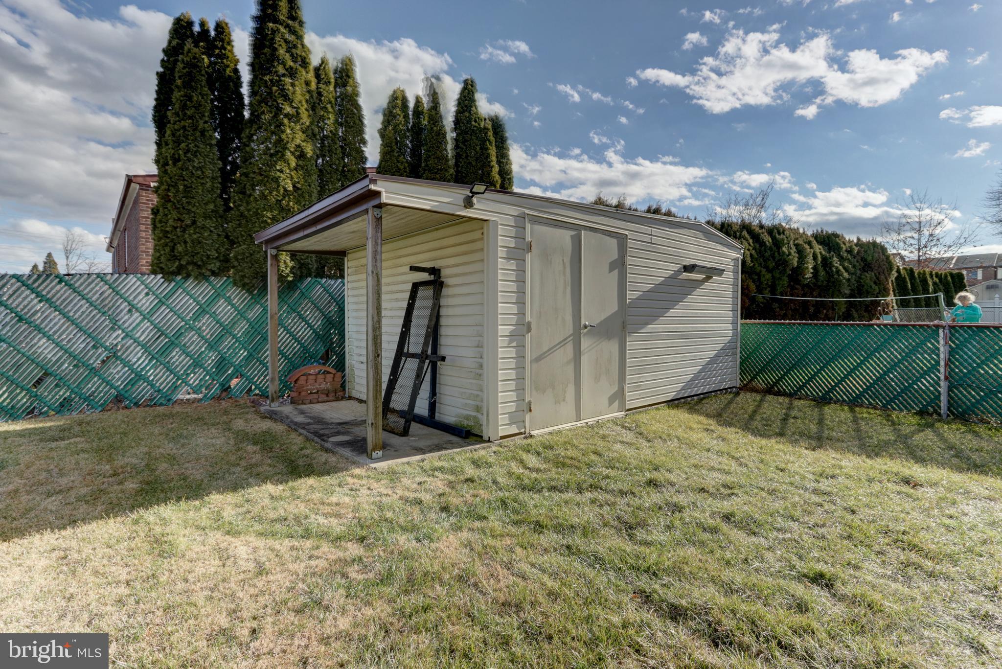 SOMERTON - Residential