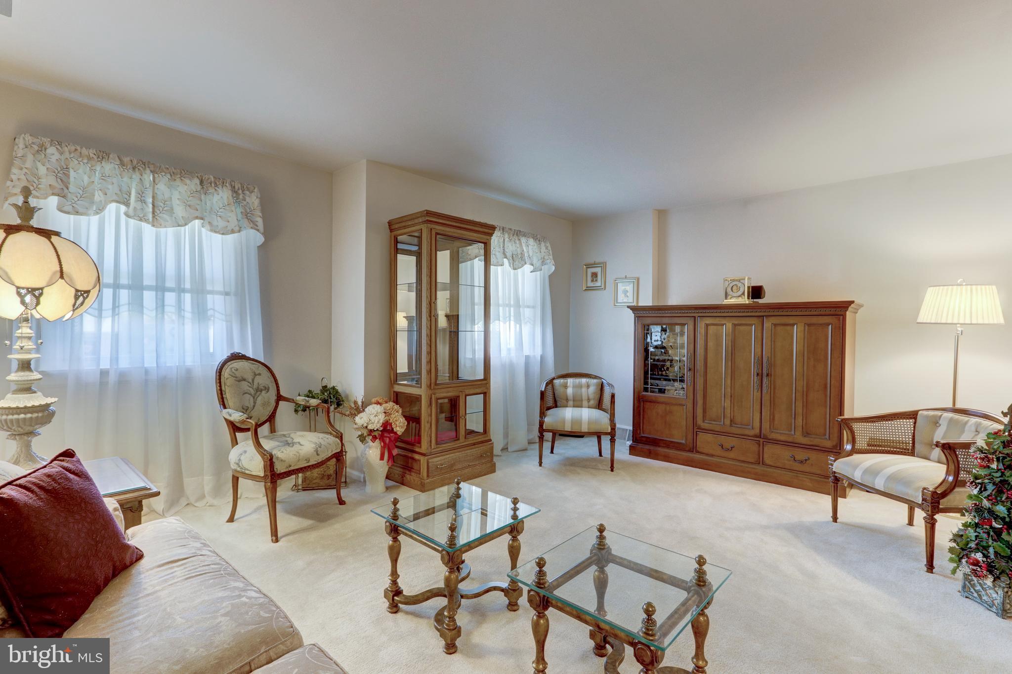 SOMERTON - Residential