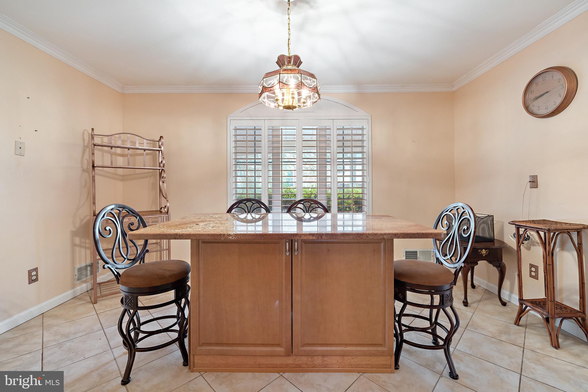 KINGSWOOD - Residential