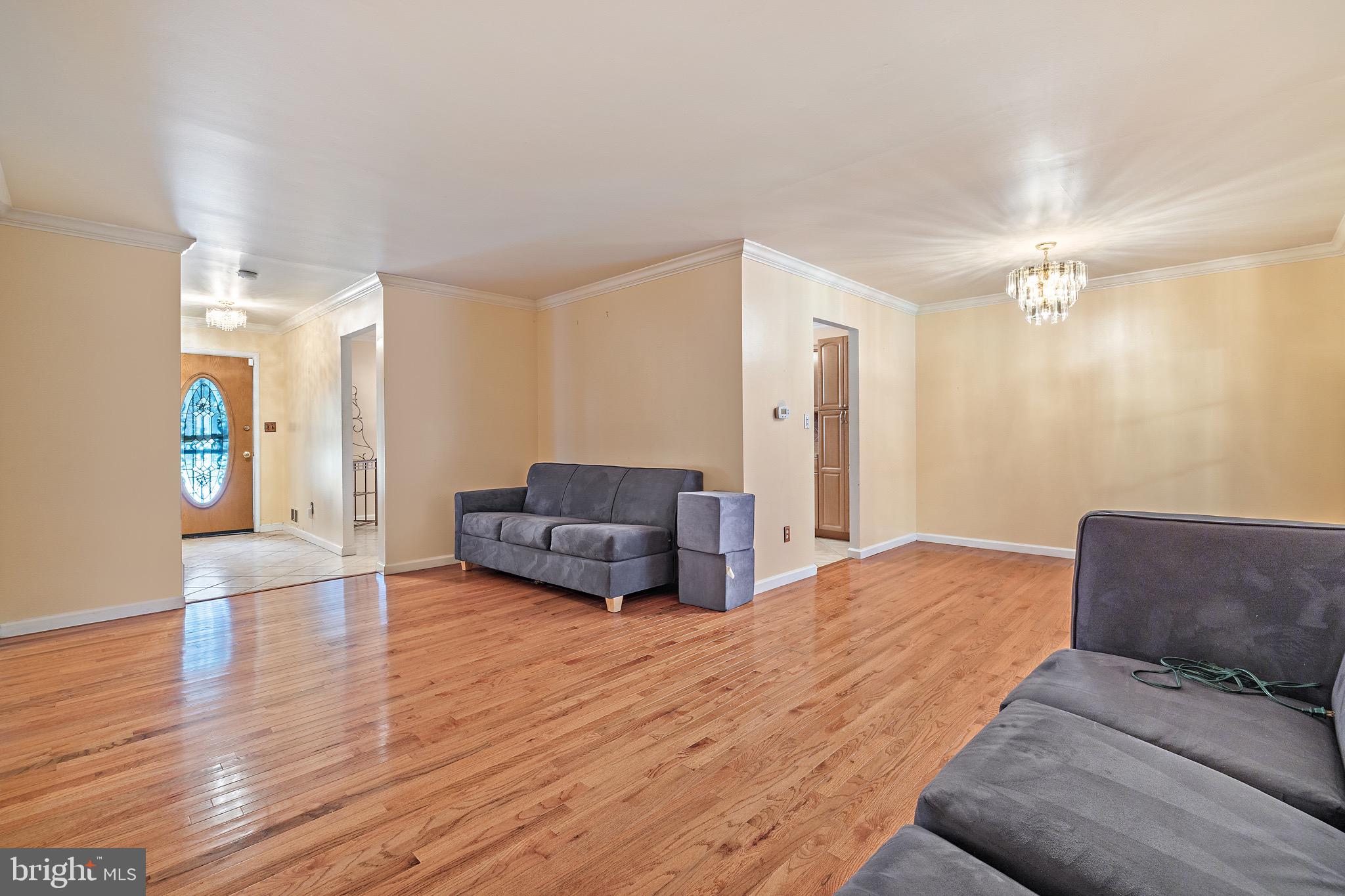 KINGSWOOD - Residential