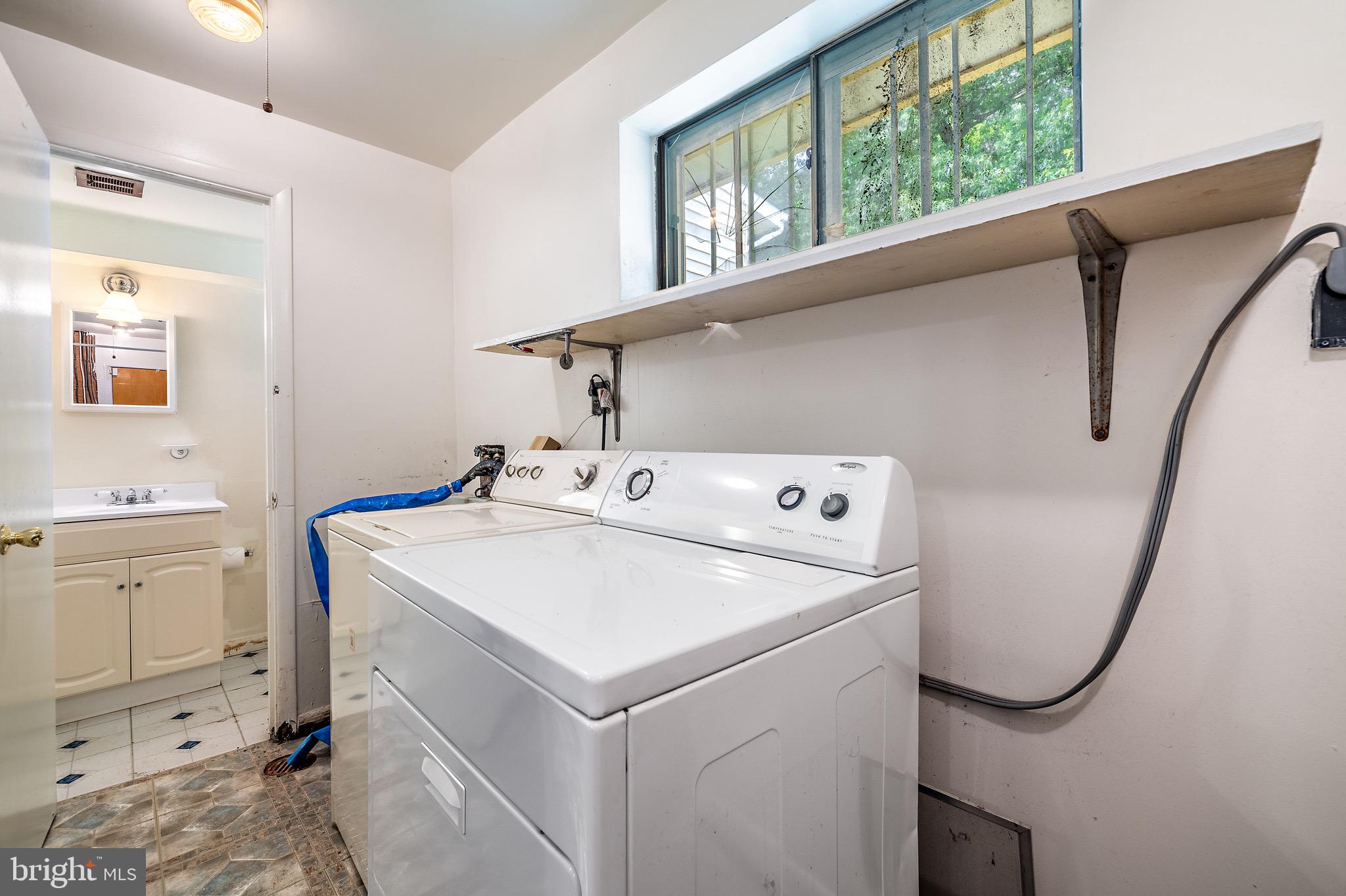 KINGSWOOD - Residential