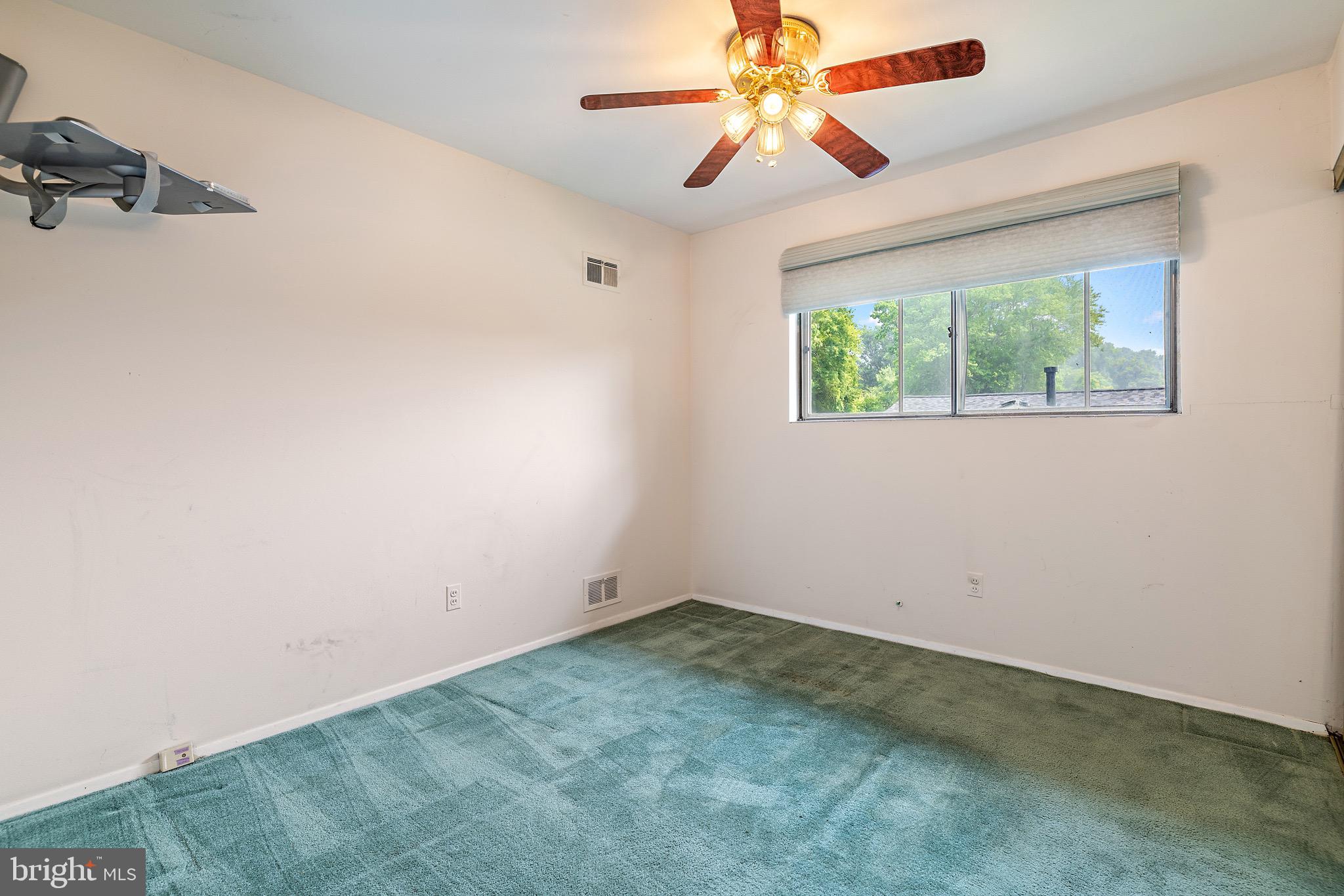 KINGSWOOD - Residential