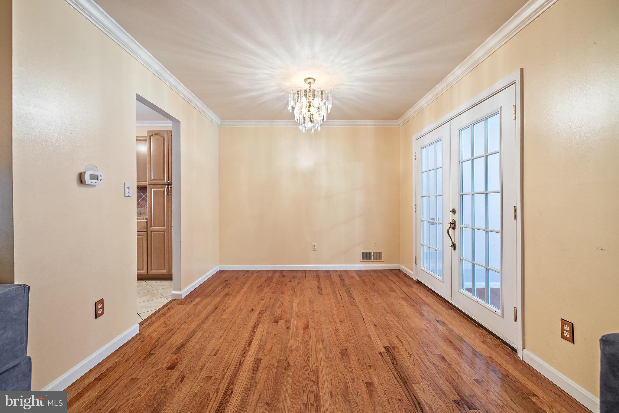 KINGSWOOD - Residential