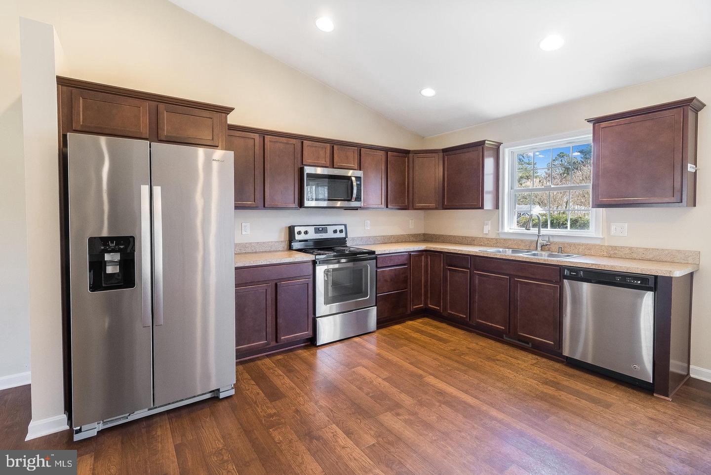 WESTMORELAND SHORES - Residential