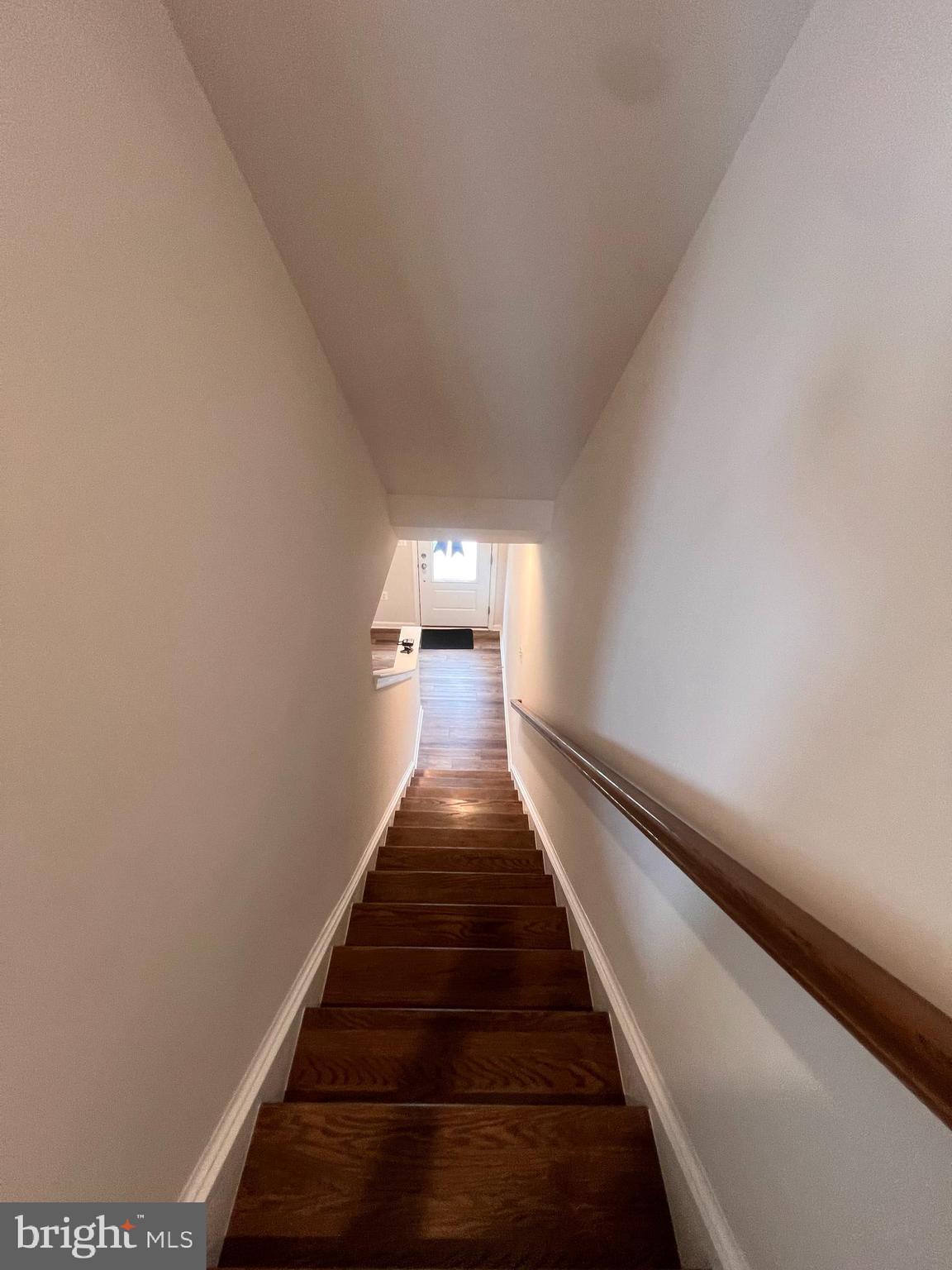 PRESIDENTS POINTE - Residential Lease