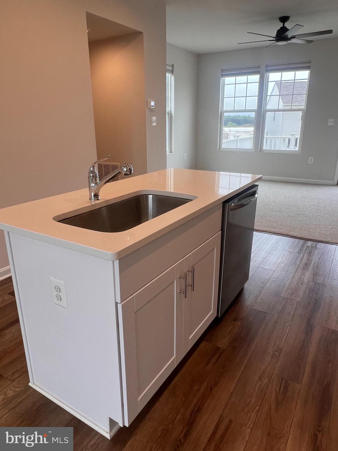 PRESIDENTS POINTE - Residential Lease