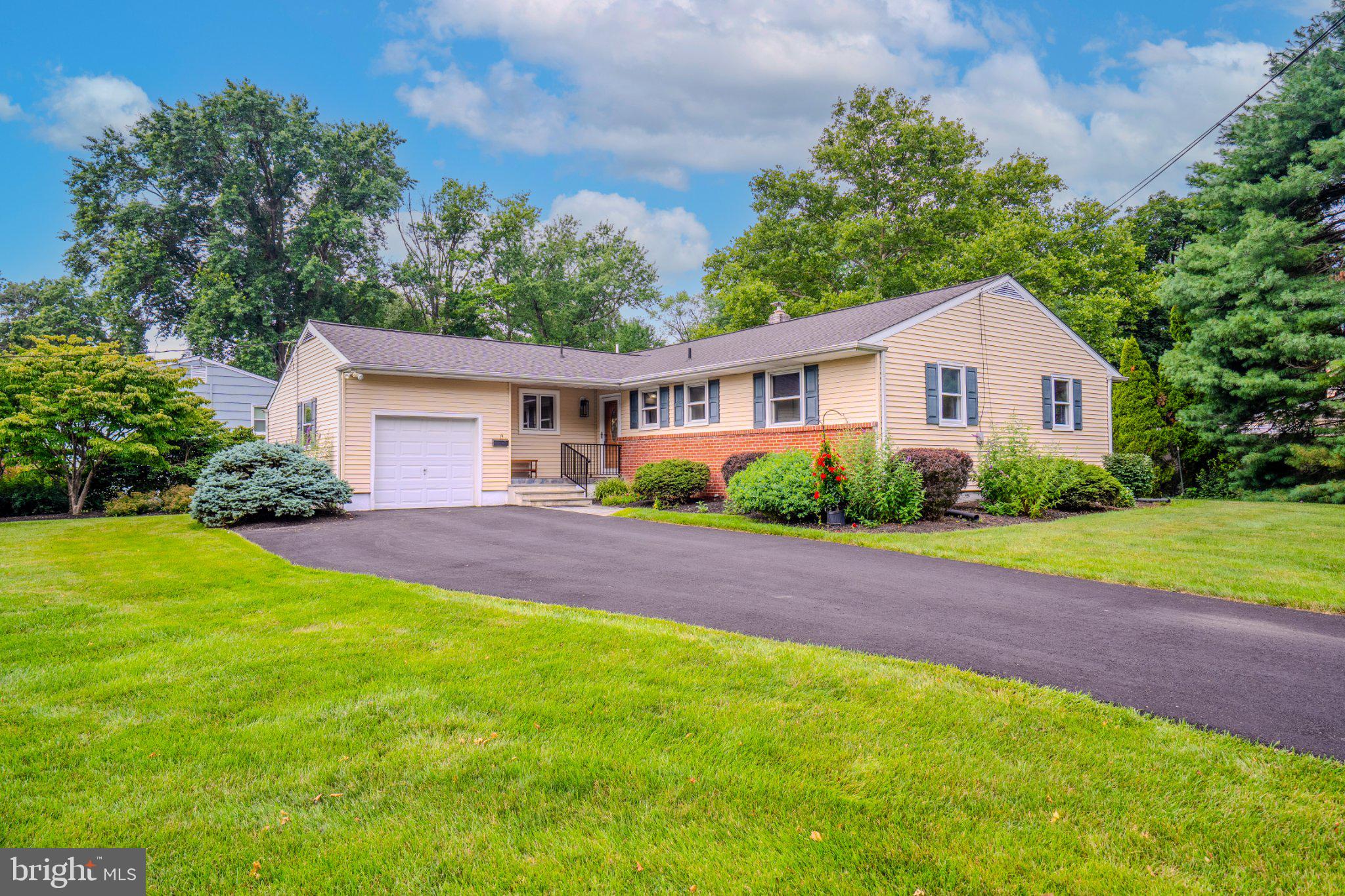 19 BURNING TREE LANE