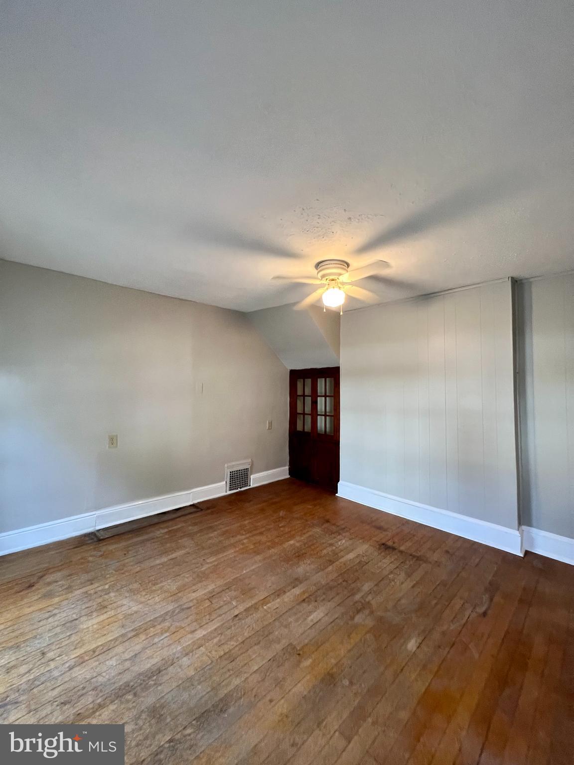 CHARLES TOWN - Residential Lease