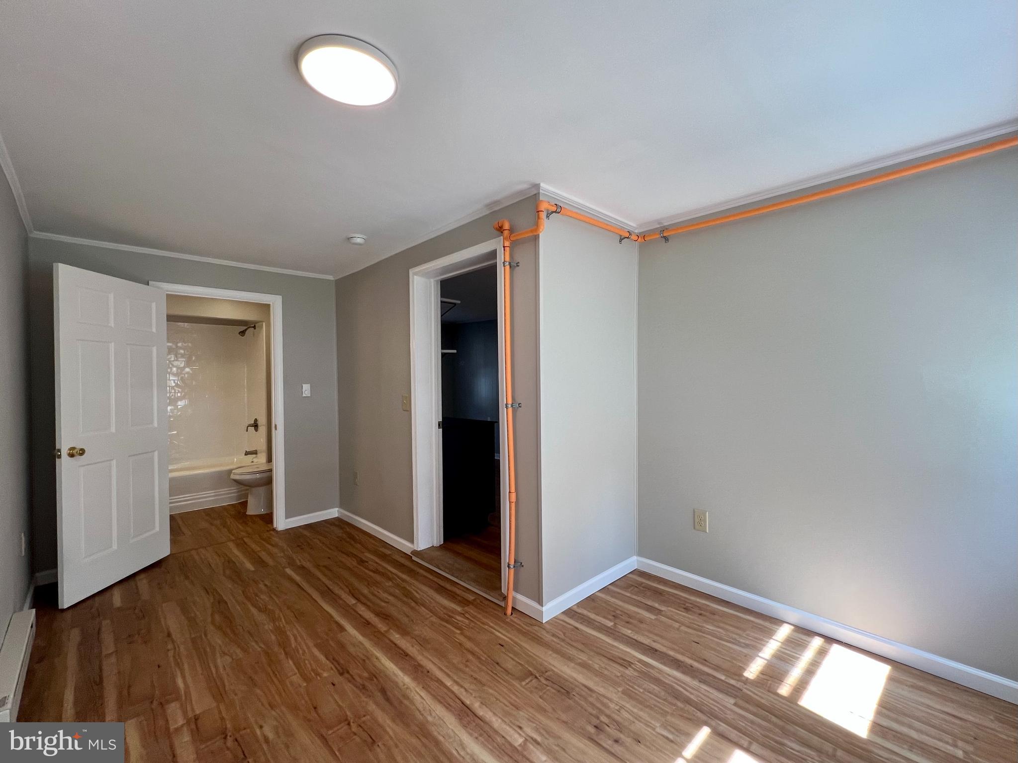 CHARLES TOWN - Residential Lease