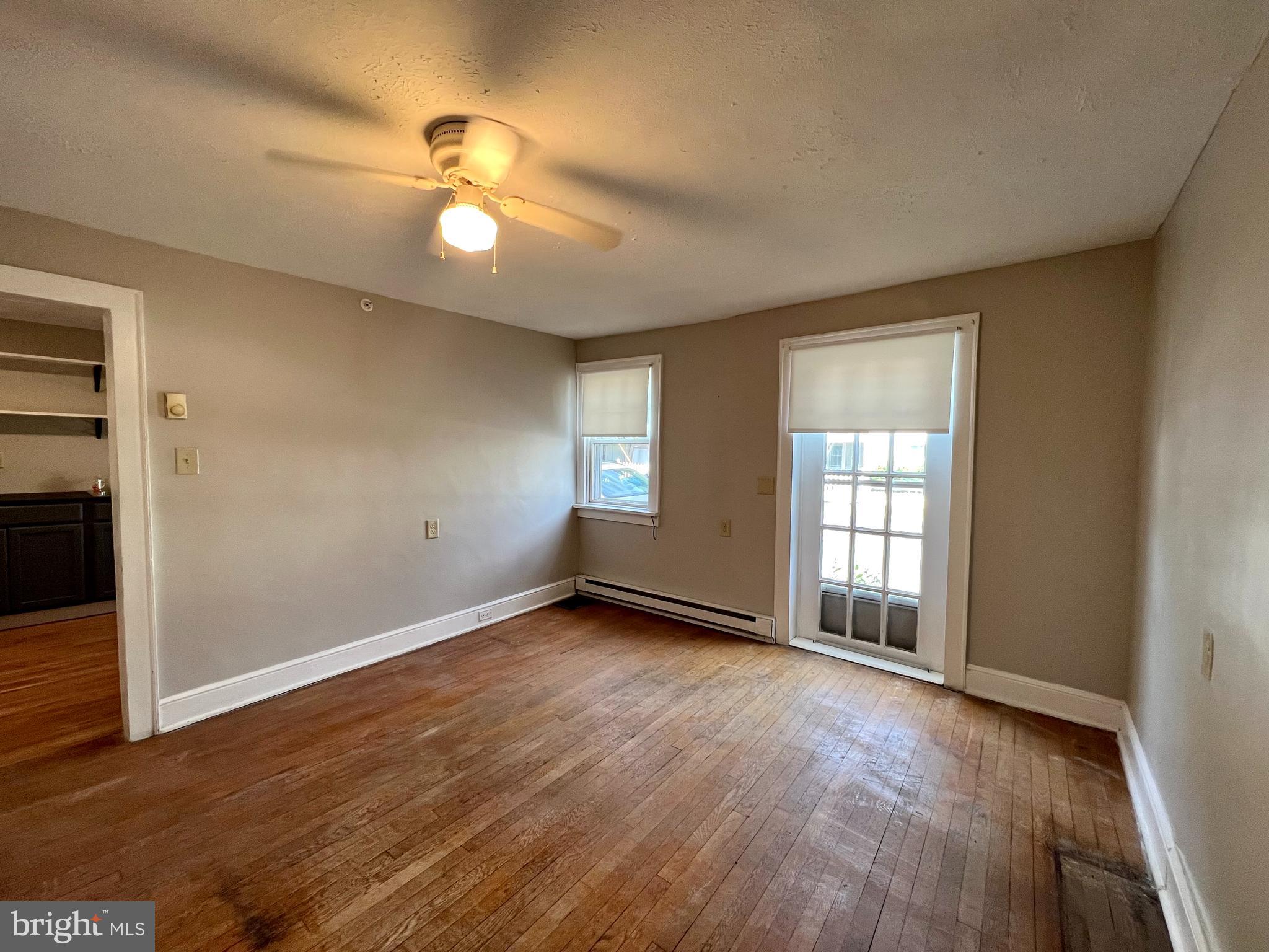 CHARLES TOWN - Residential Lease